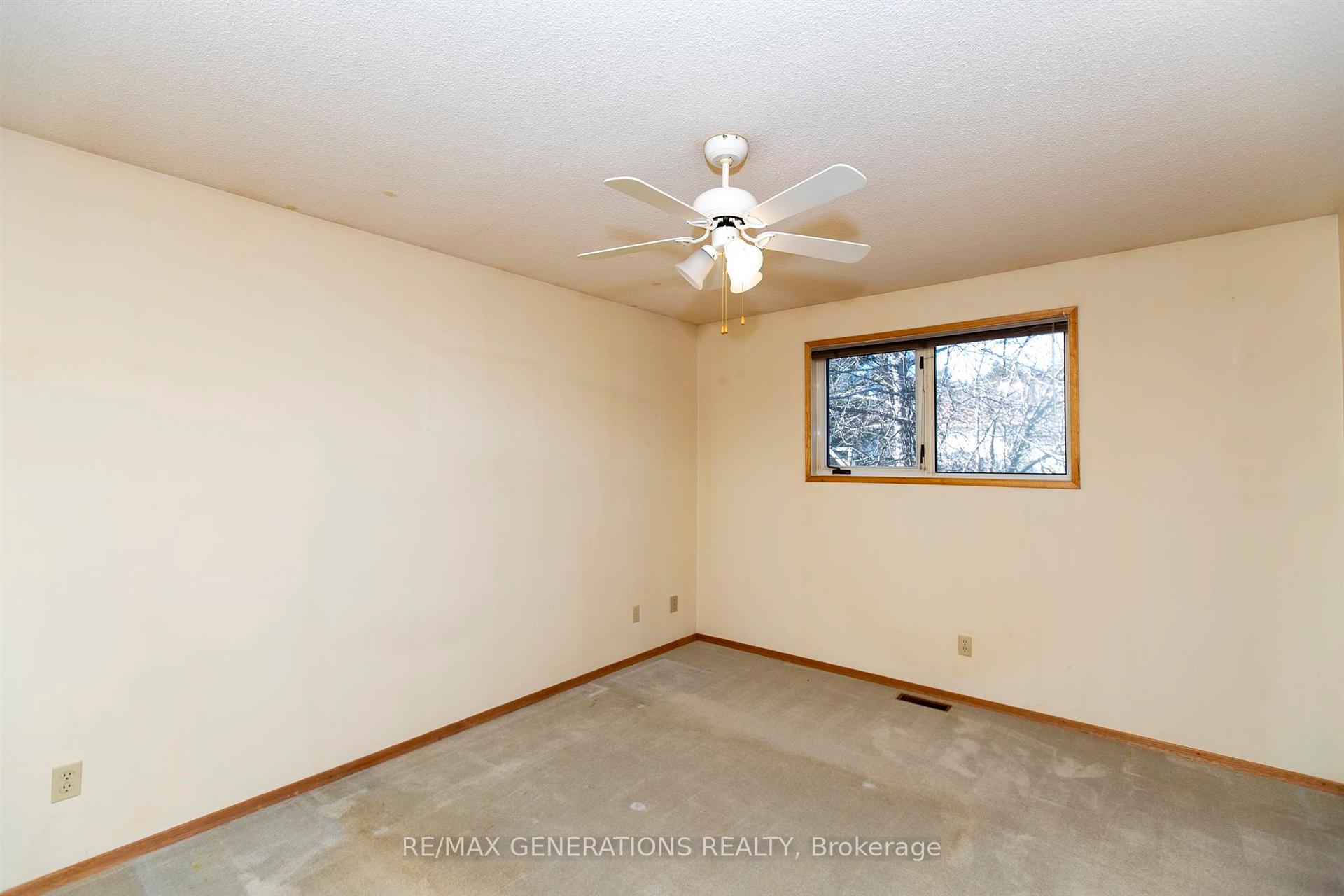 Photo 15 of 265 London Drive, Thunder Bay, Dawson Heights — HOMEH