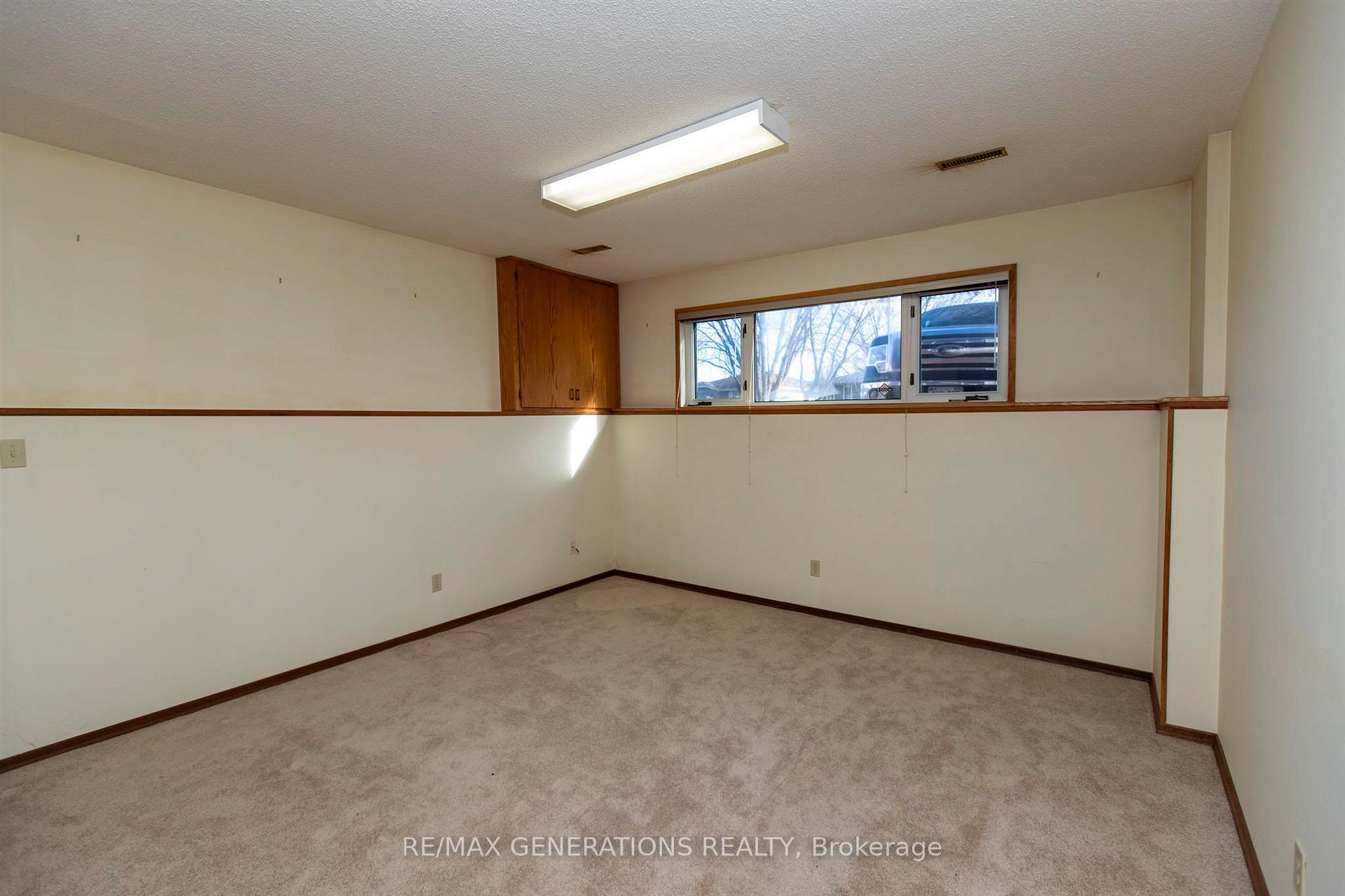 Photo 22 of 265 London Drive, Thunder Bay, Dawson Heights — HOMEH