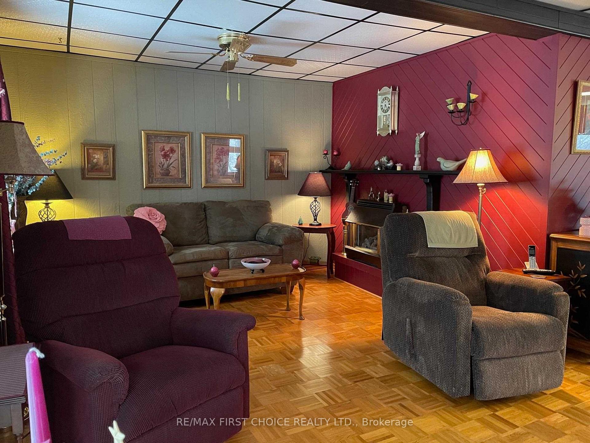 Photo 17 of 905 Seventh Street N, Kenora, Evergreen — HOMEH