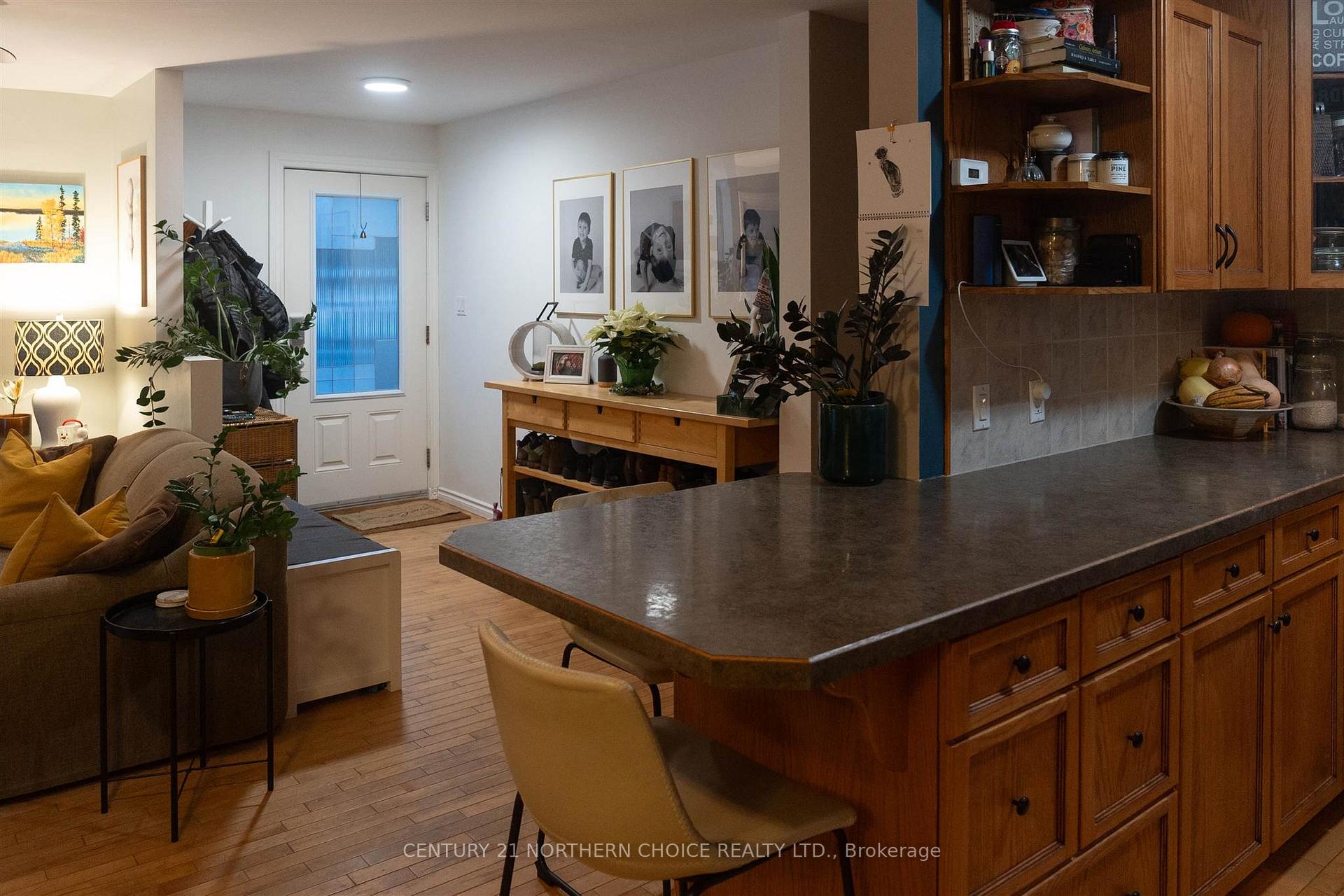 Photo 4 of 42 Sinclair Road, Kenora, Kenora East — HOMEH