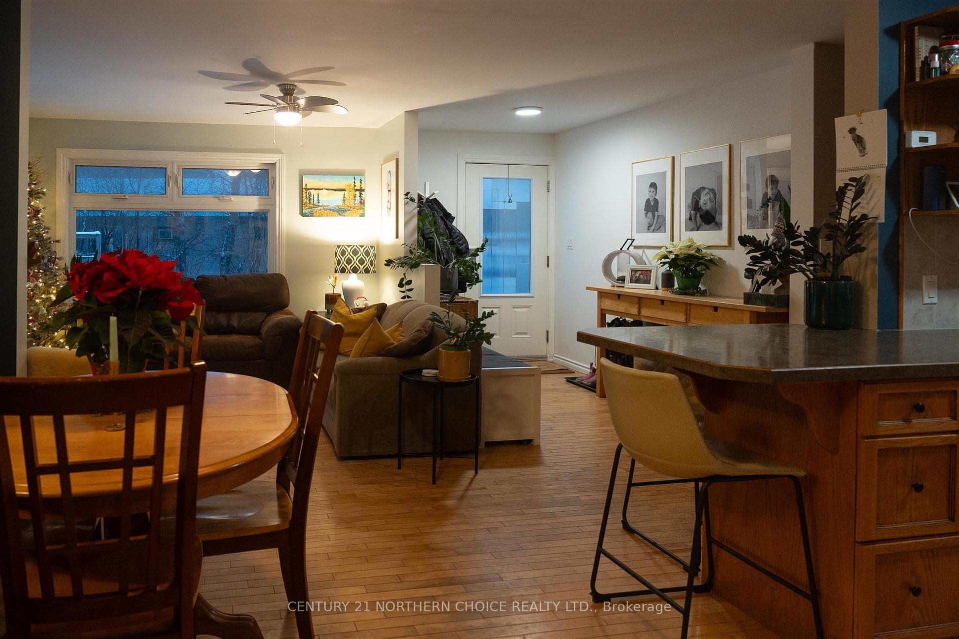 Photo 5 of 42 Sinclair Road, Kenora, Kenora East — HOMEH