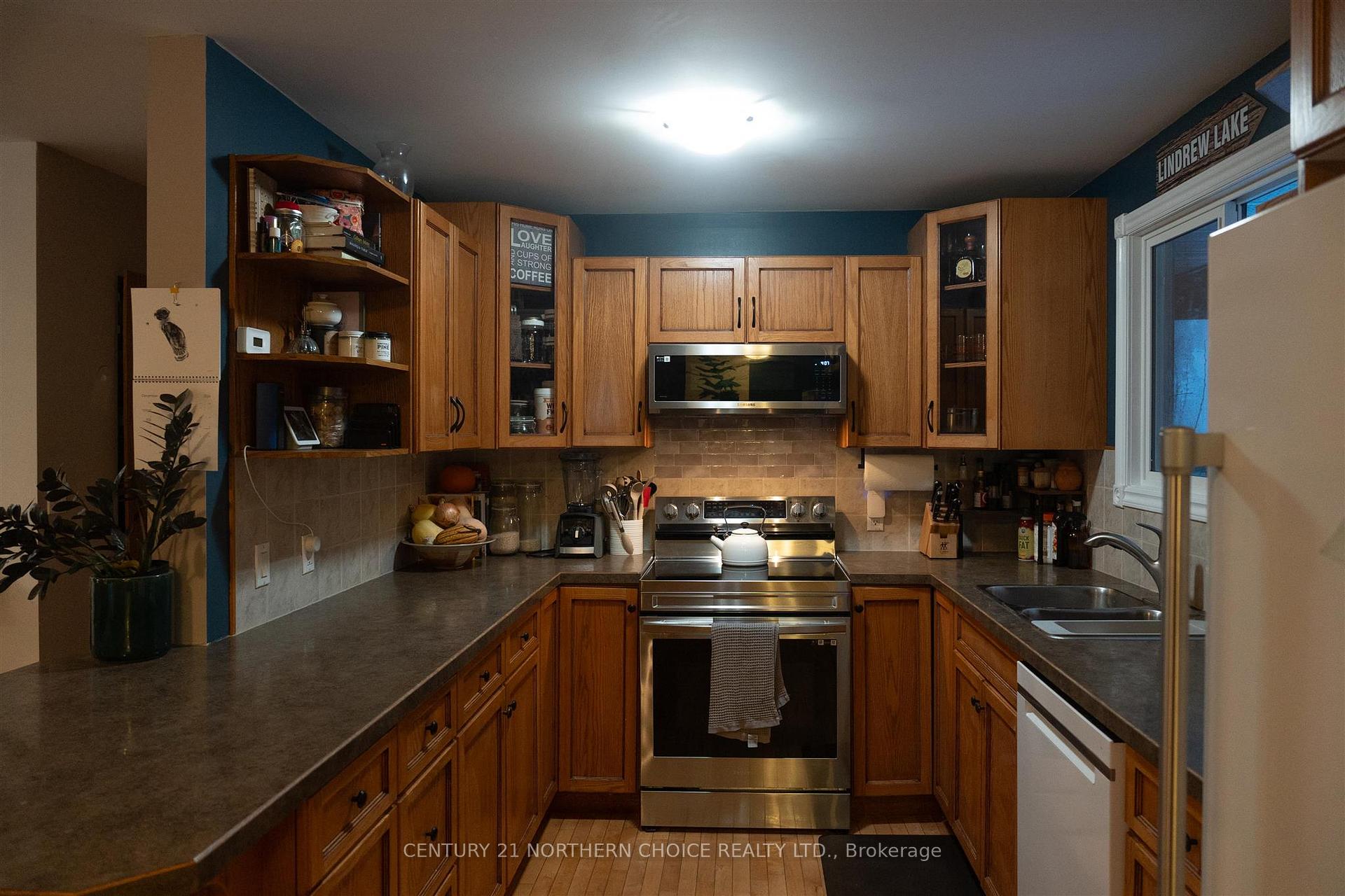 Photo 10 of 42 Sinclair Road, Kenora, Kenora East — HOMEH