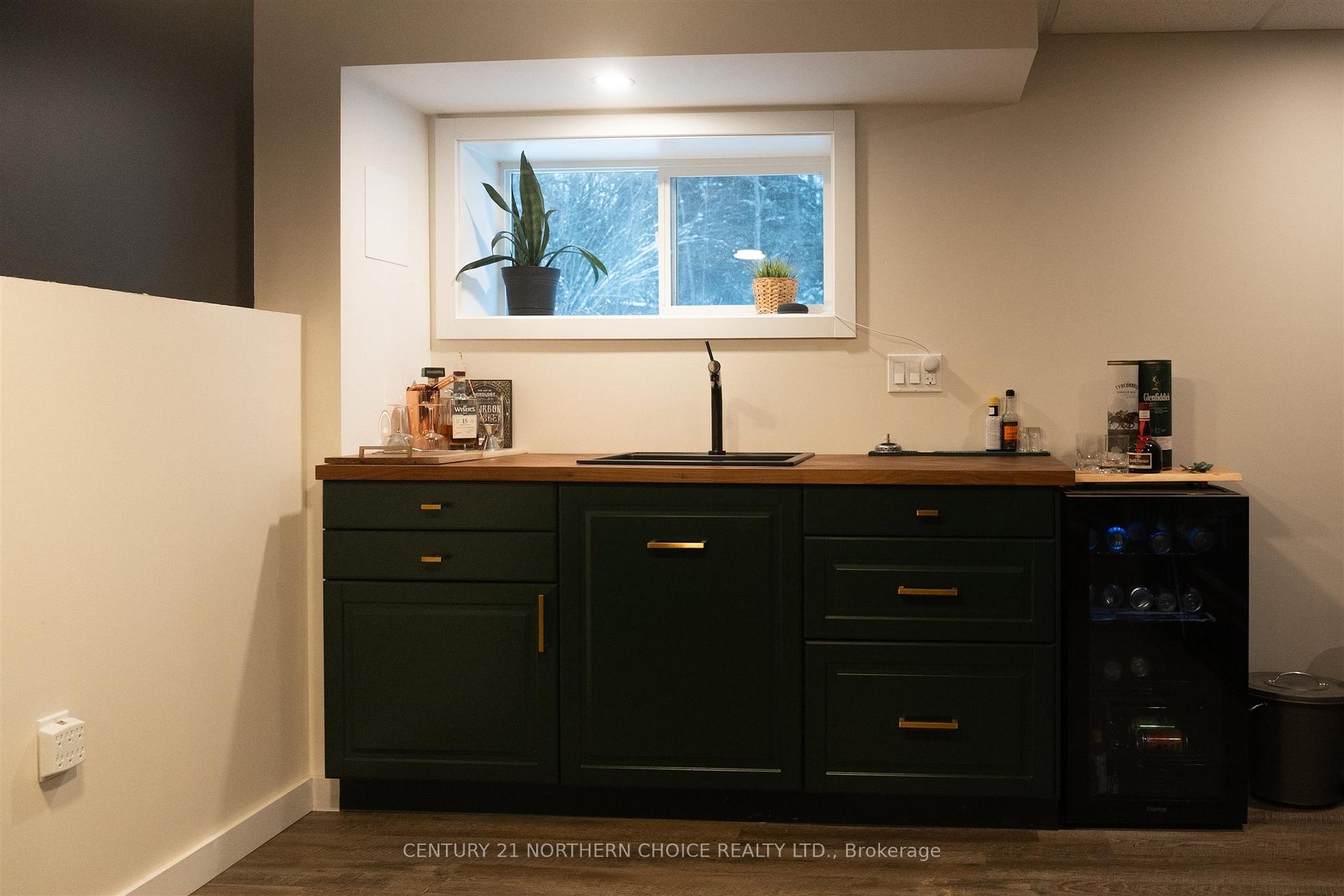Photo 22 of 42 Sinclair Road, Kenora, Kenora East — HOMEH
