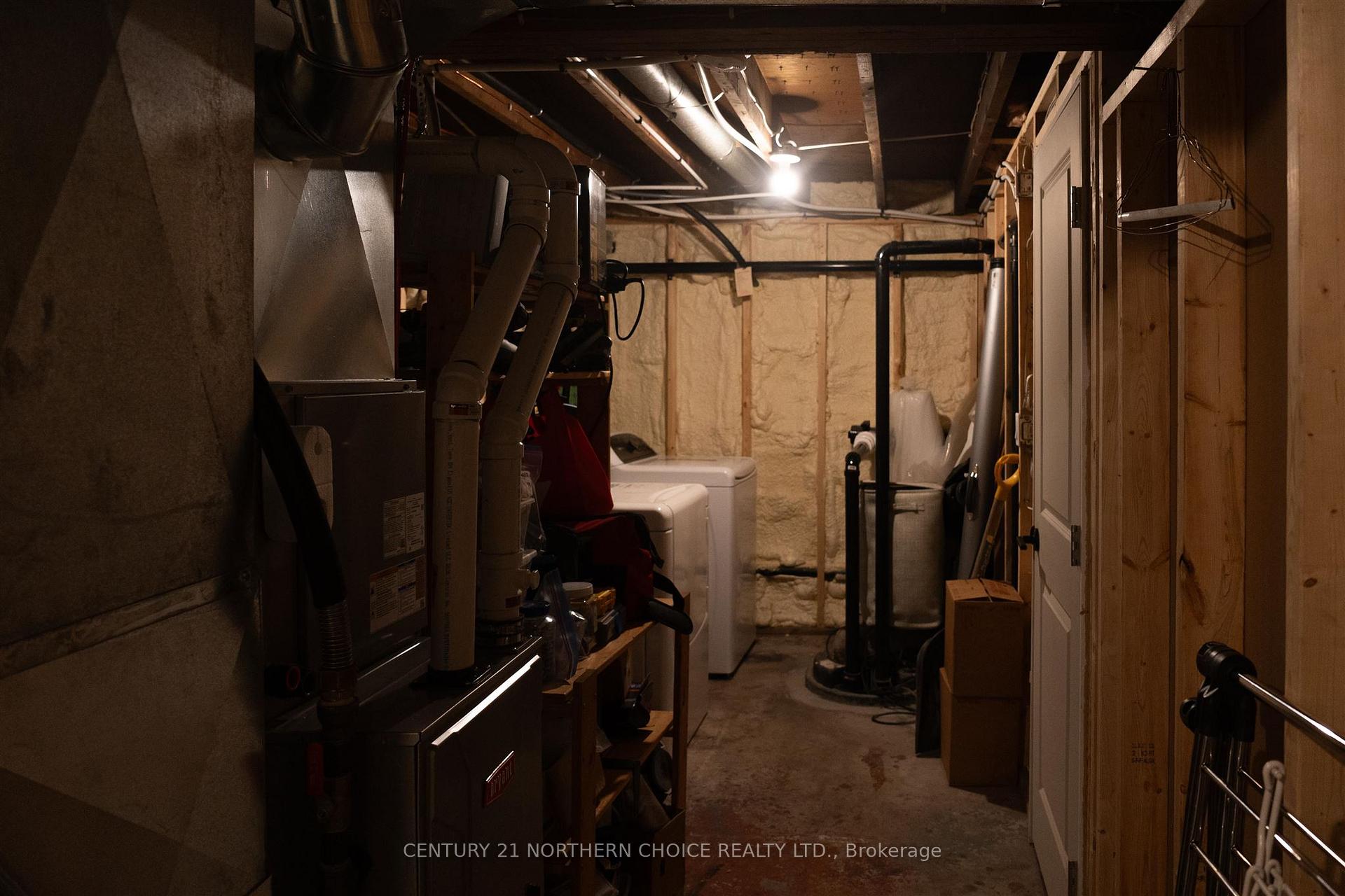 Photo 27 of 42 Sinclair Road, Kenora, Kenora East — HOMEH