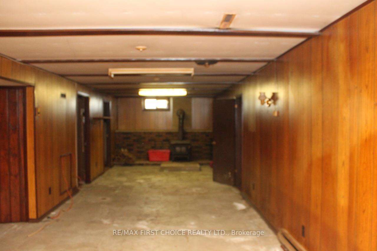 Photo 11 of 73 Carl Avenue, Thunder Bay, John Street North — HOMEH