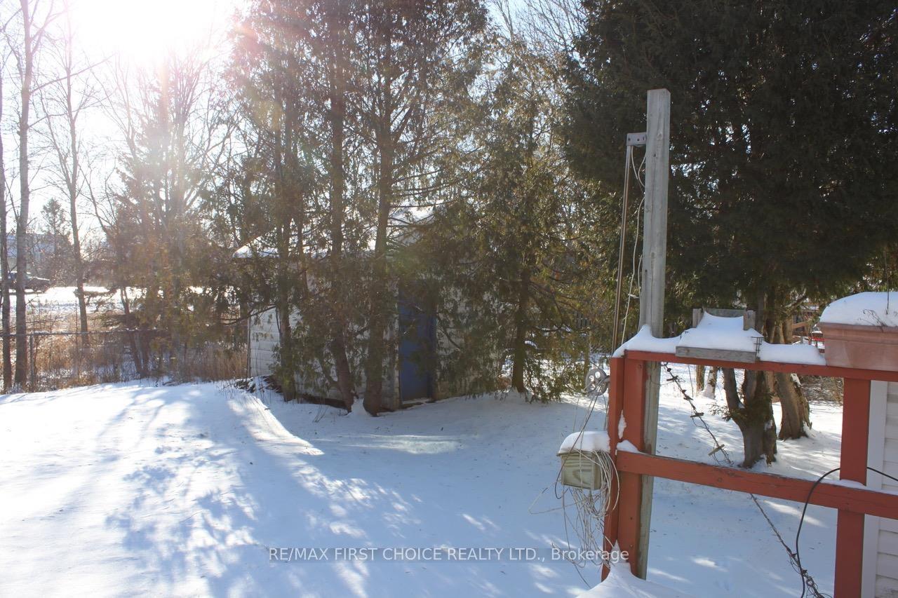 Photo 17 of 73 Carl Avenue, Thunder Bay, John Street North — HOMEH