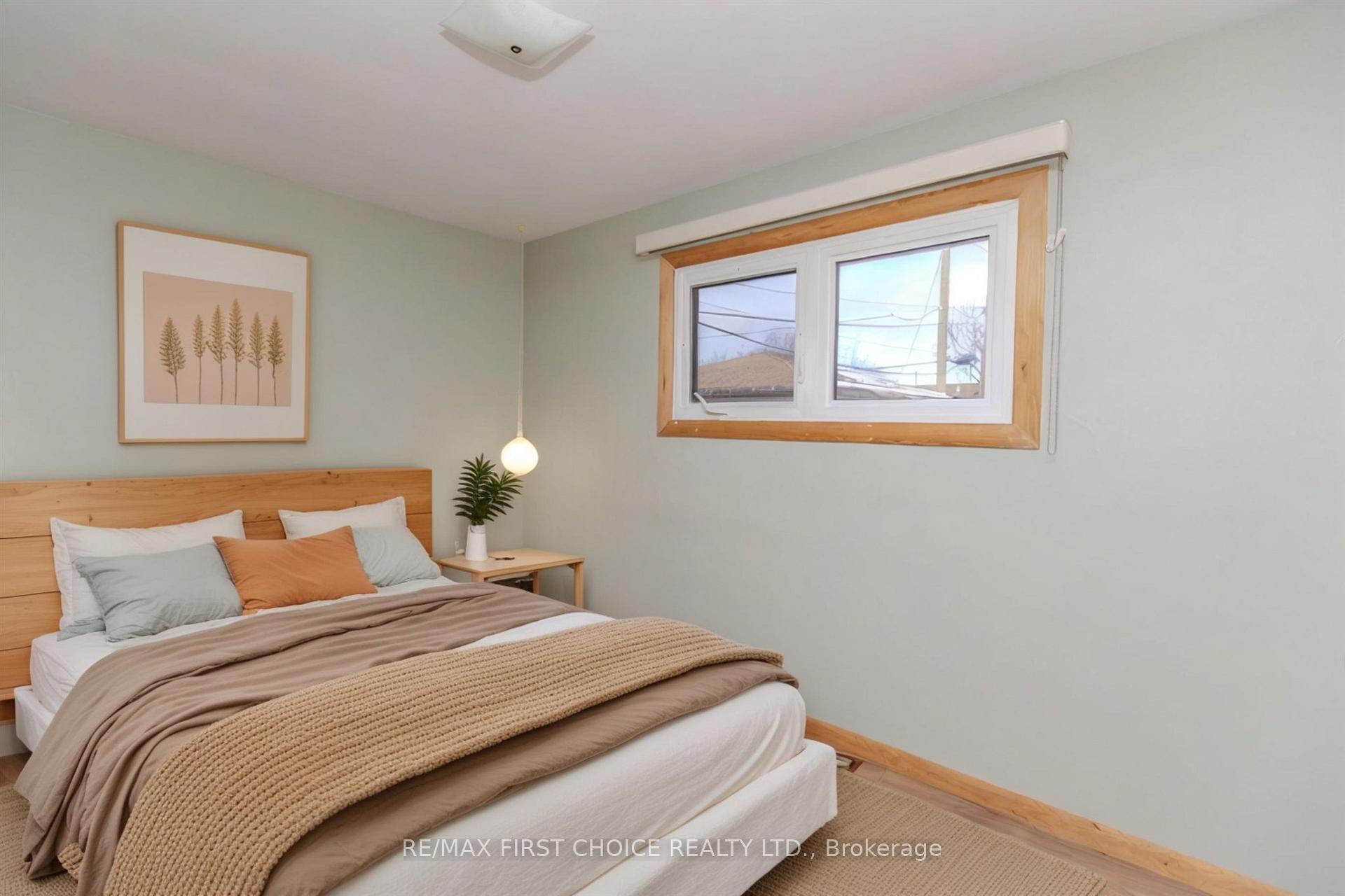 Photo 5 of 2615 Donald Street E, Thunder Bay, Edgewater Park — HOMEH