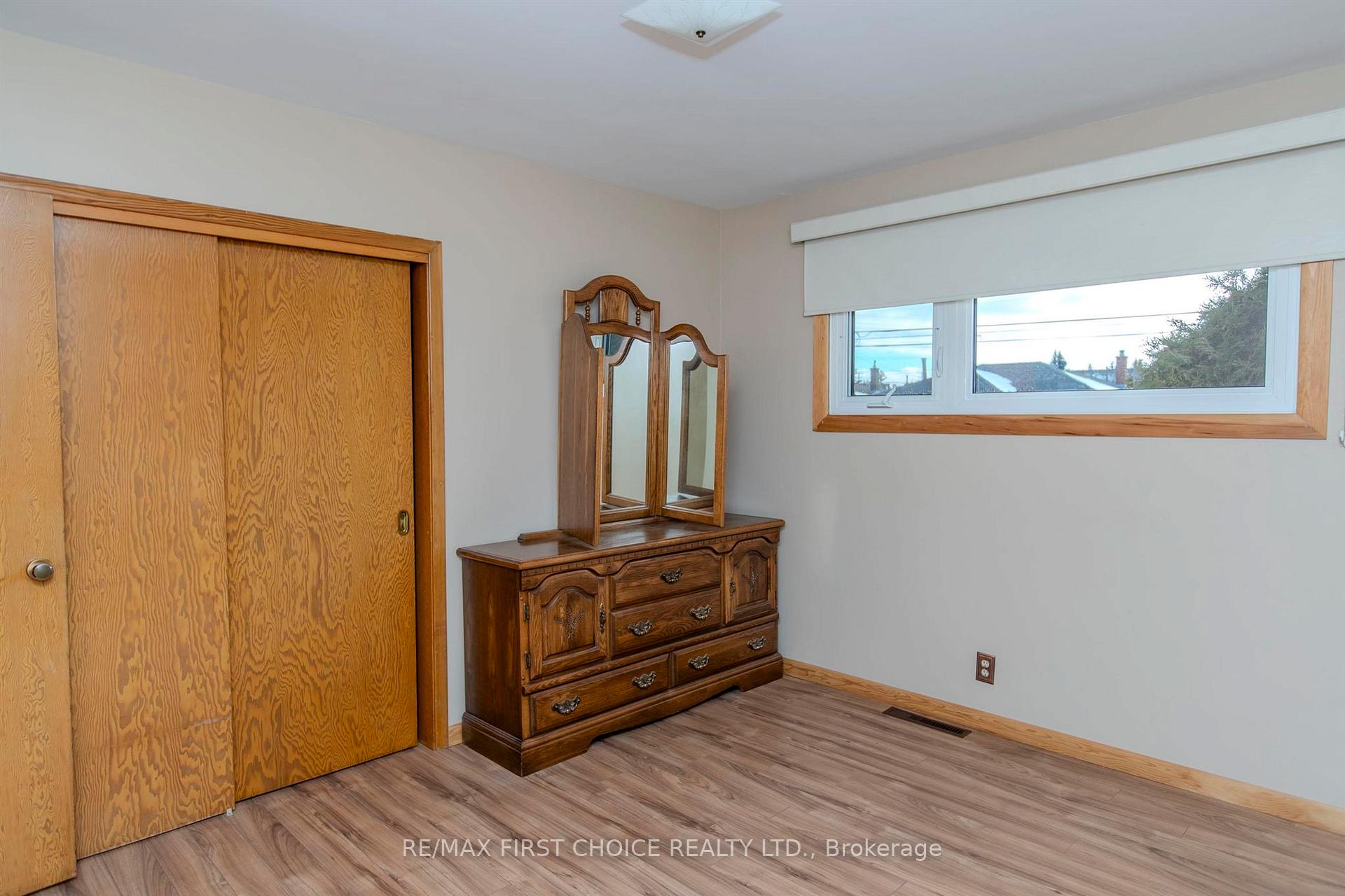 Photo 24 of 2615 Donald Street E, Thunder Bay, Edgewater Park — HOMEH