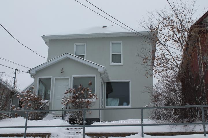 Front of 120 Banning Street