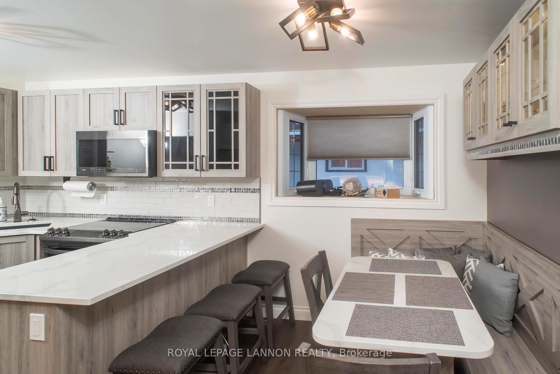 Photo 11 of 204 Briar Bay, Thunder Bay, Edgewater Park — HOMEH