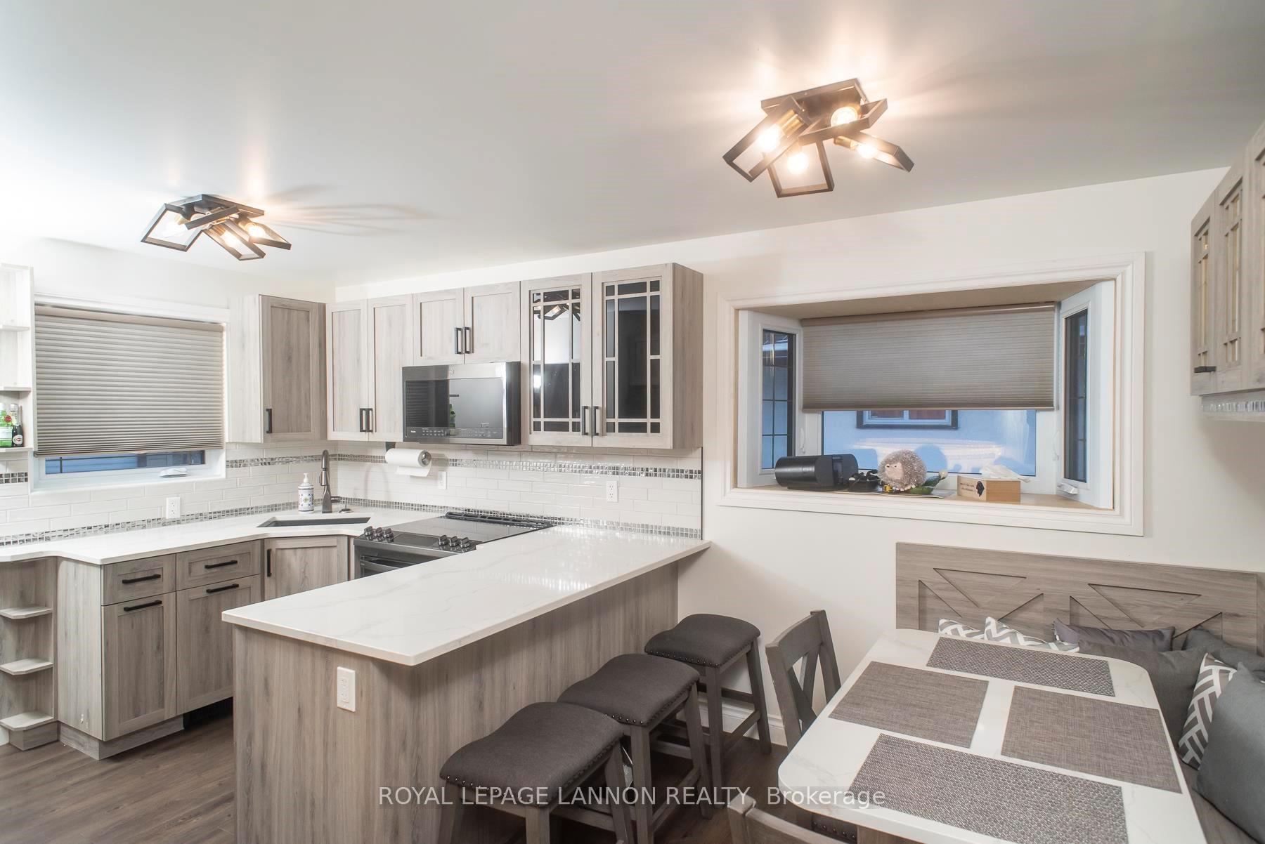 Photo 16 of 204 Briar Bay, Thunder Bay, Edgewater Park — HOMEH