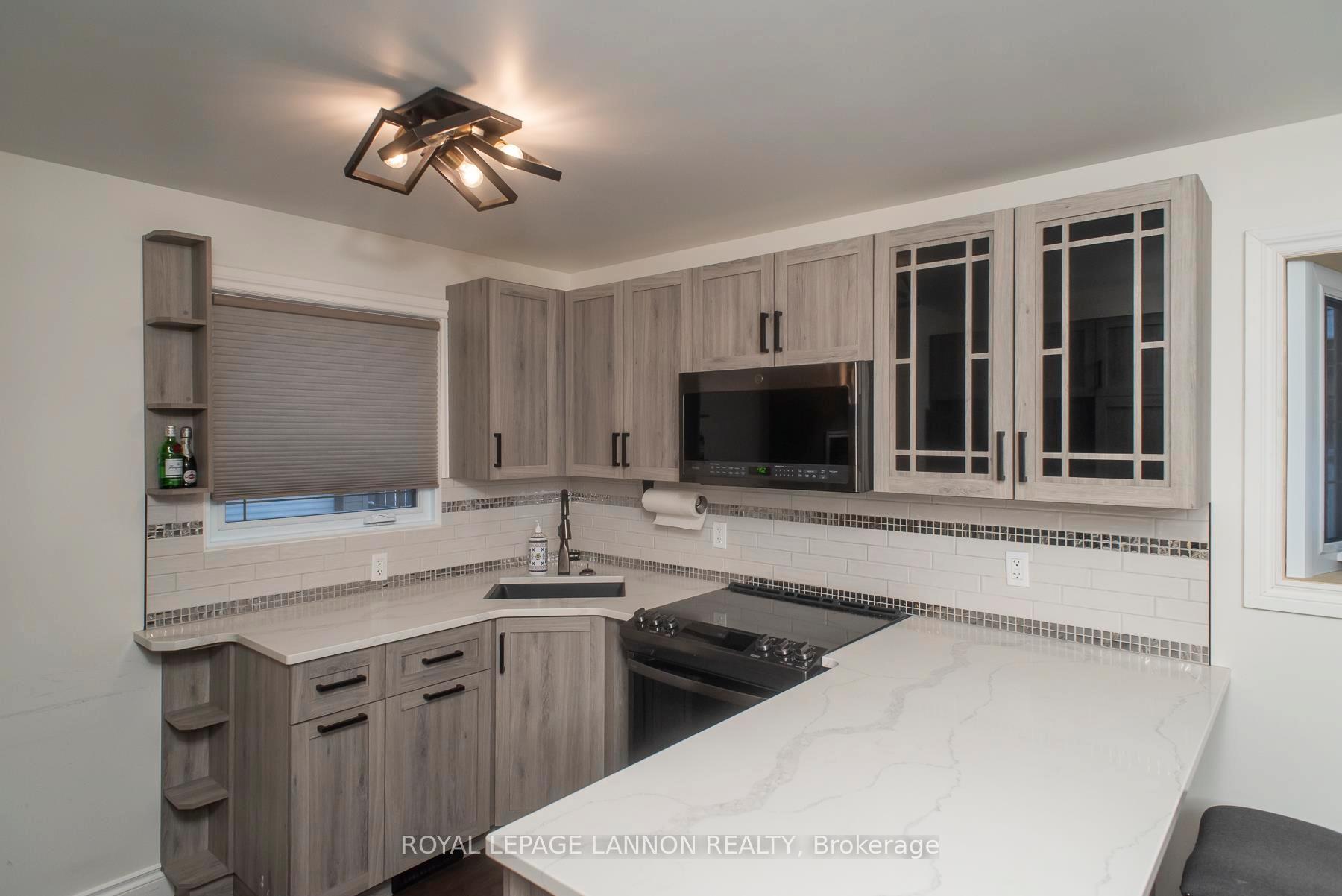 Photo 19 of 204 Briar Bay, Thunder Bay, Edgewater Park — HOMEH