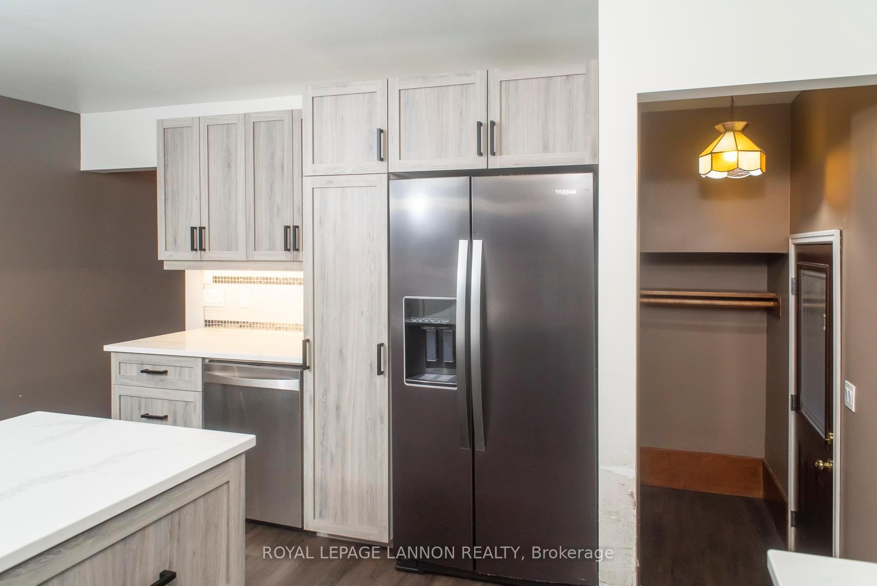 Photo 22 of 204 Briar Bay, Thunder Bay, Edgewater Park — HOMEH