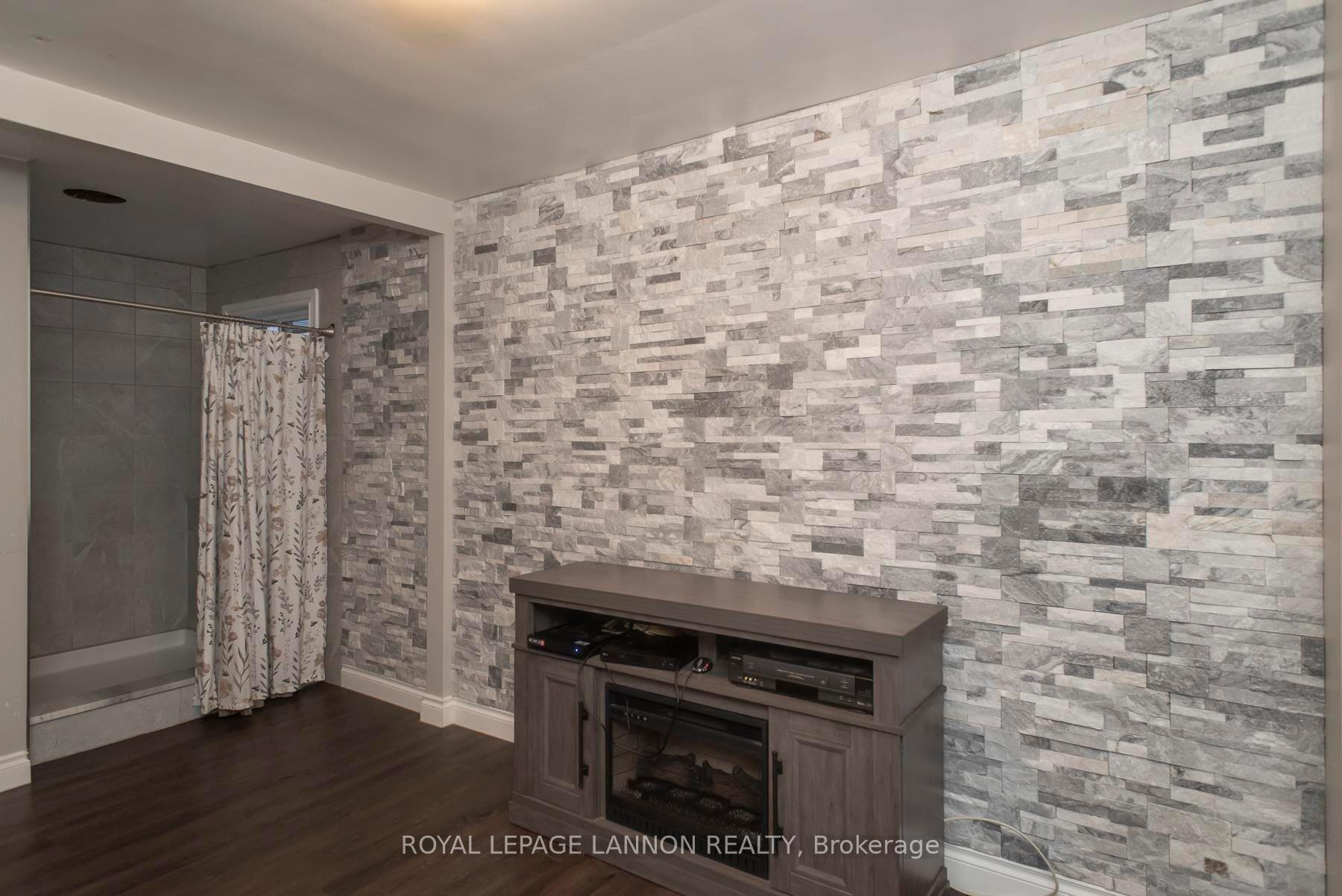 Photo 33 of 204 Briar Bay, Thunder Bay, Edgewater Park — HOMEH