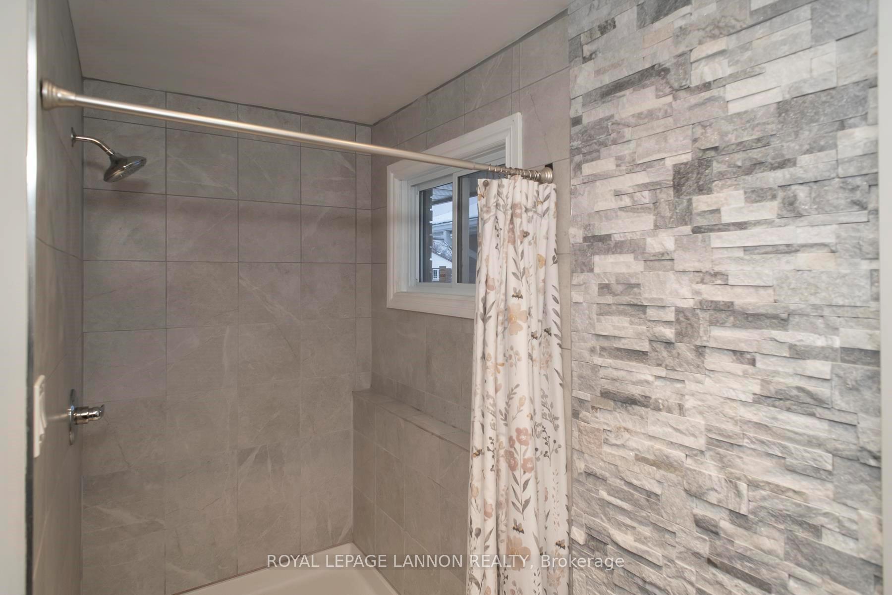 Photo 34 of 204 Briar Bay, Thunder Bay, Edgewater Park — HOMEH