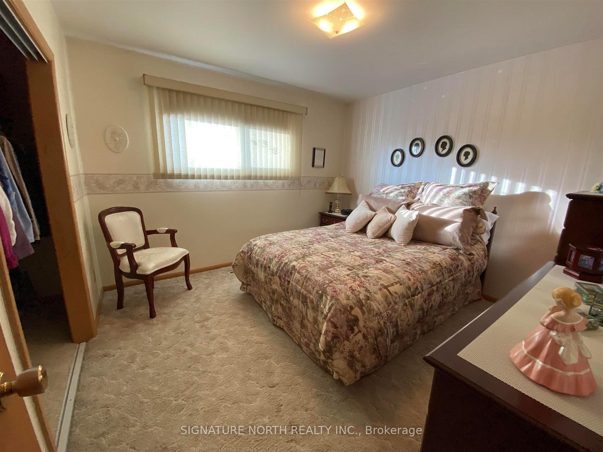 Photo 12 of 414 Amethyst Crescent, Thunder Bay, Northwood Park — HOMEH