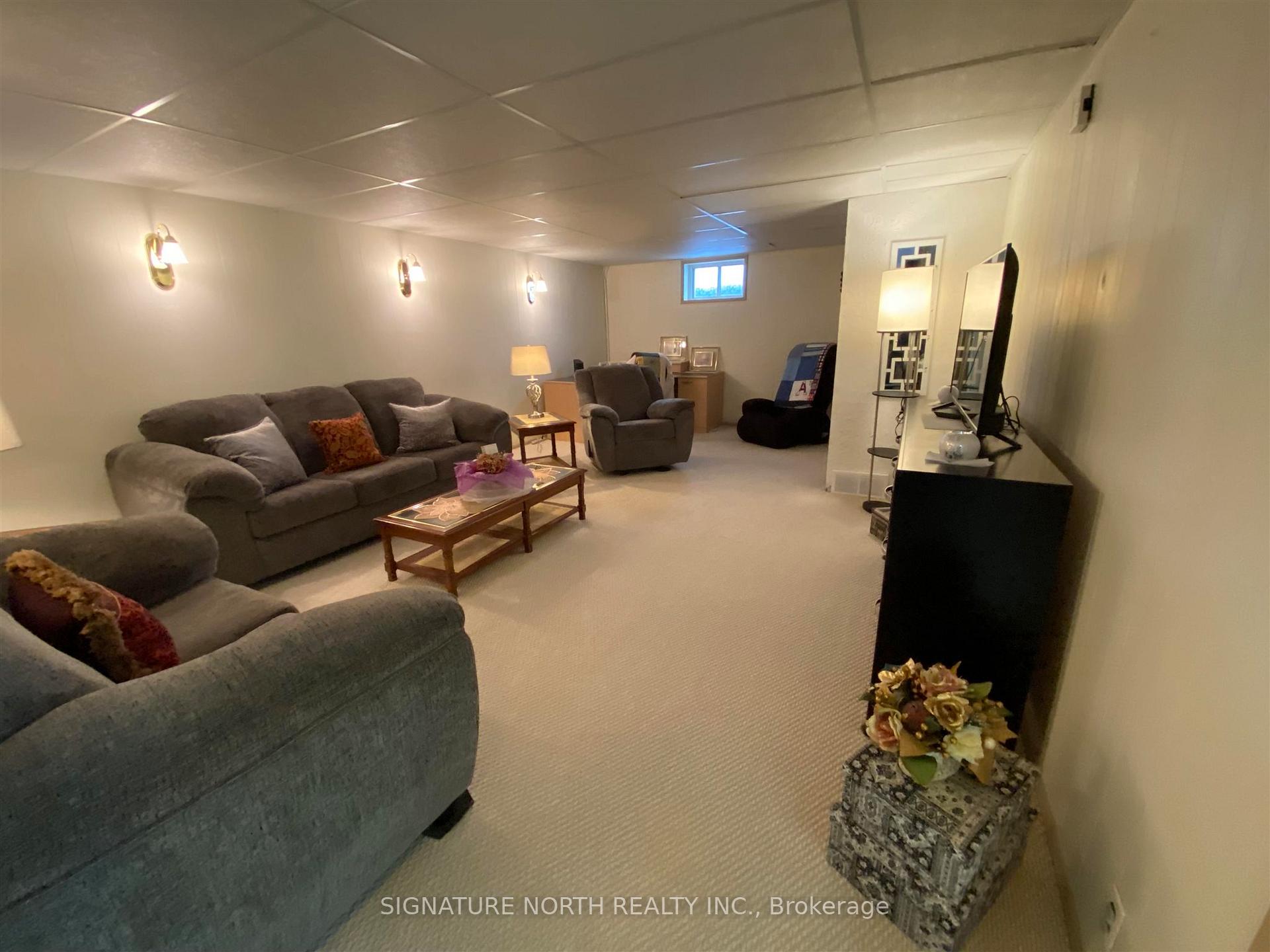 Photo 19 of 414 Amethyst Crescent, Thunder Bay, Northwood Park — HOMEH