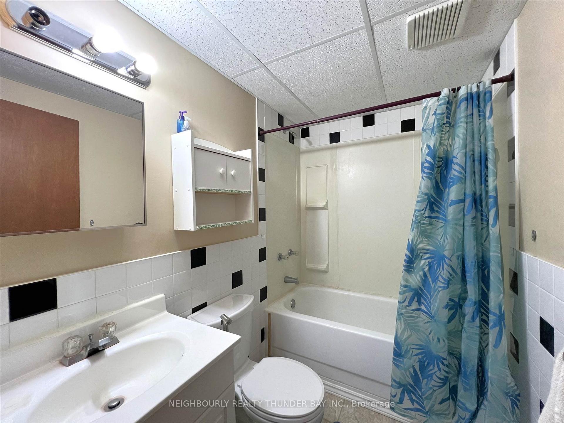 Photo 24 of 185 Market Street, Thunder Bay, Dawson Heights — HOMEH