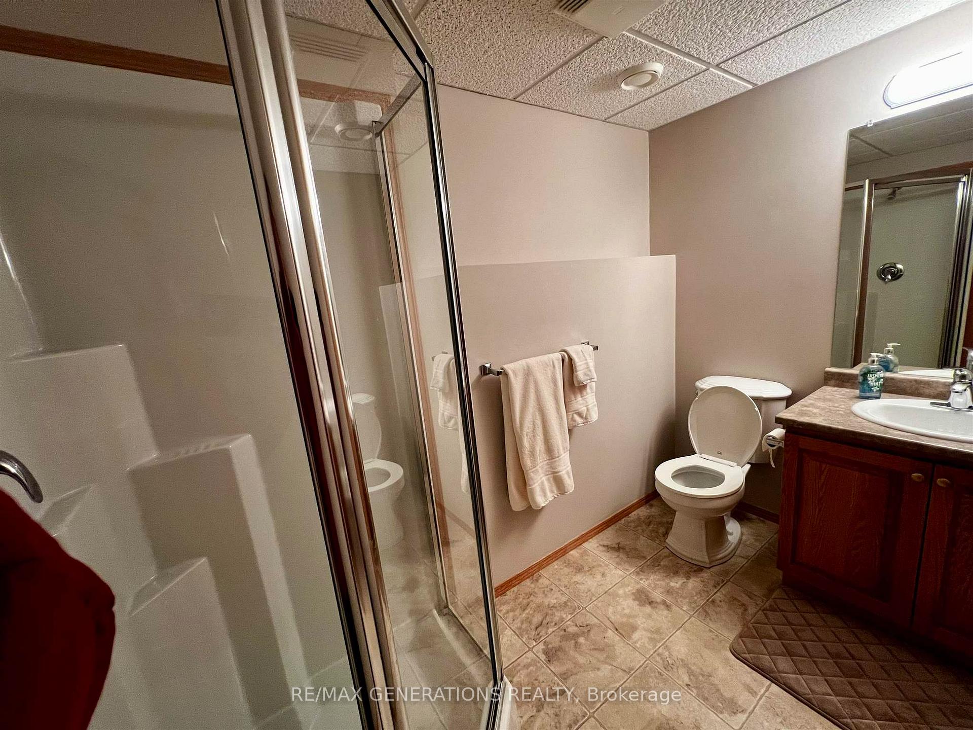 Photo 14 of 719 Porcupine Boulevard, Thunder Bay, Parkdale — HOMEH