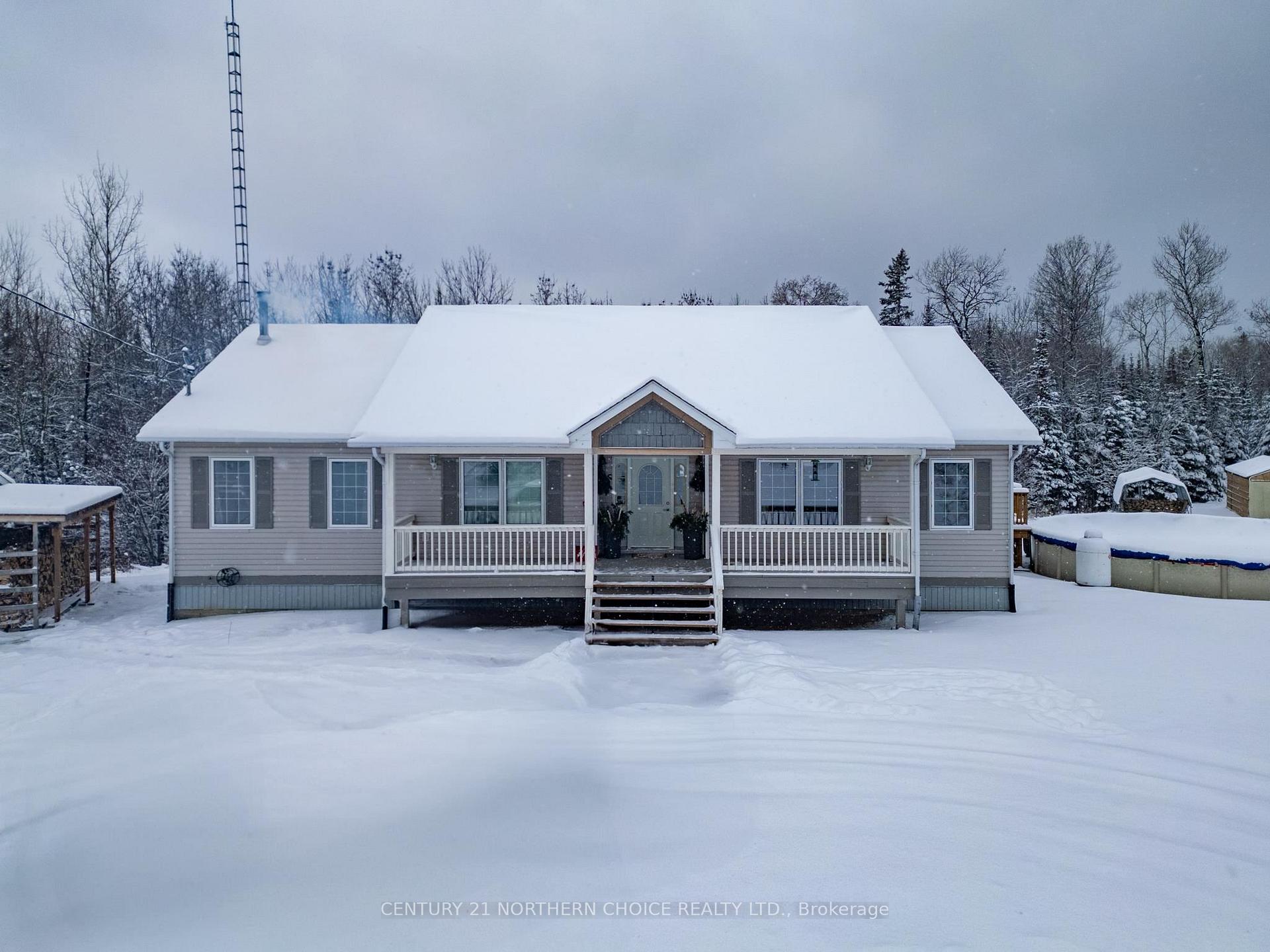 Photo 2 of 212 Worona Road, Kenora, Redditt Road East — HOMEH