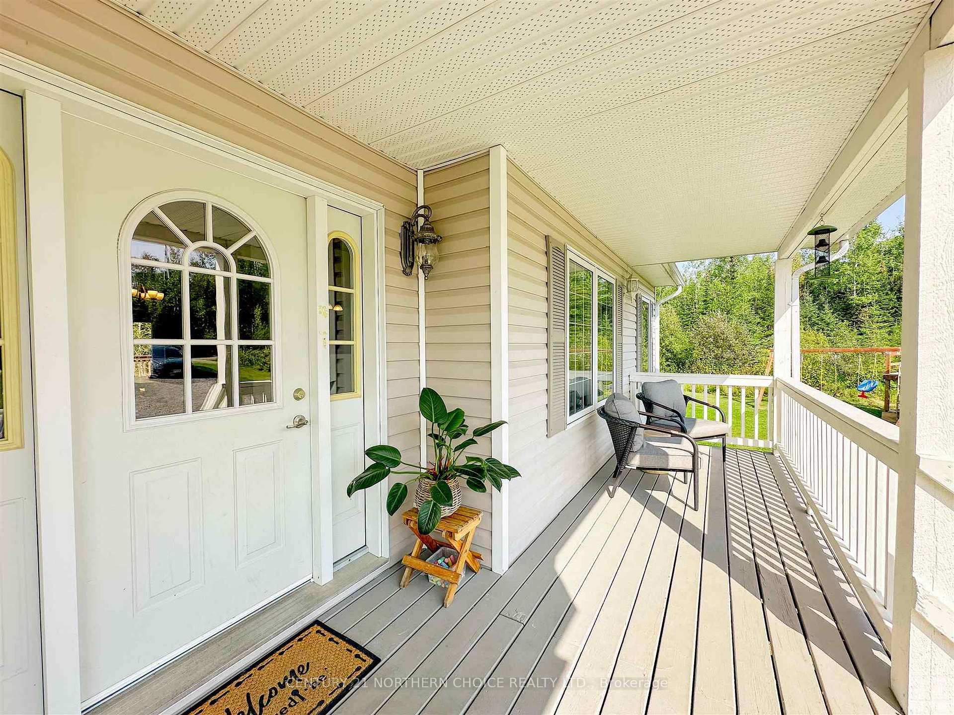 Photo 8 of 212 Worona Road, Kenora, Redditt Road East — HOMEH