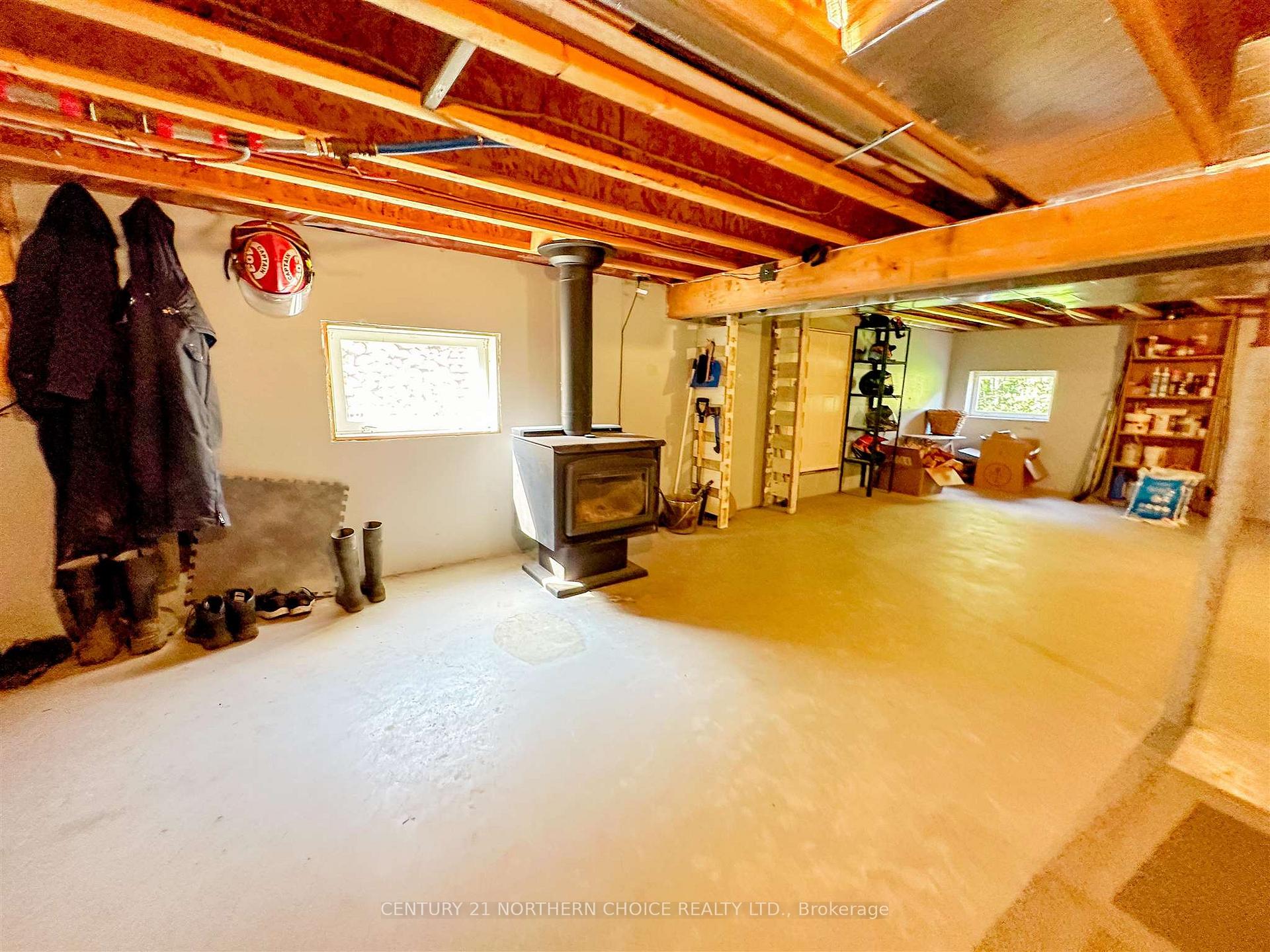 Photo 28 of 212 Worona Road, Kenora, Redditt Road East — HOMEH