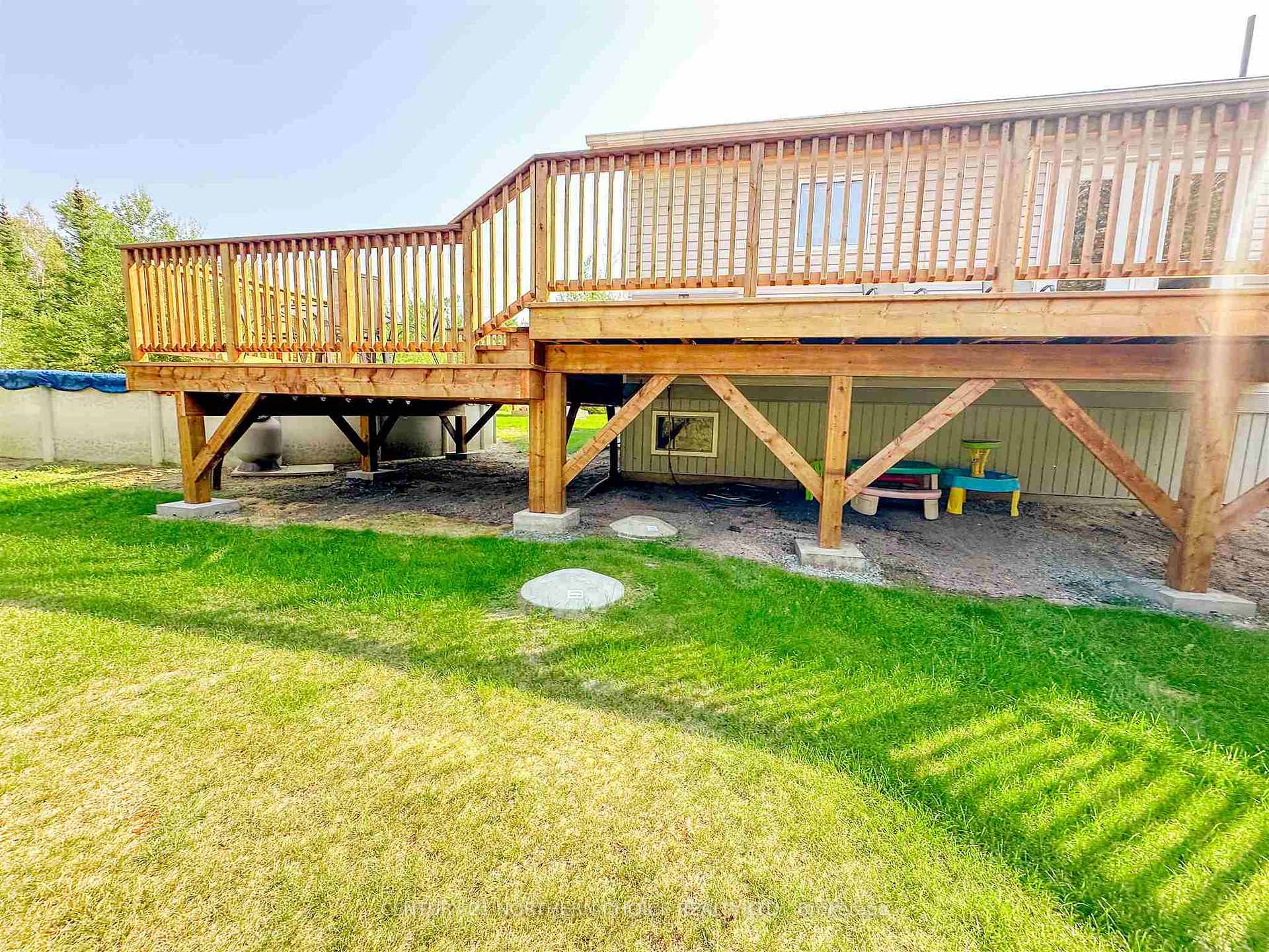Photo 33 of 212 Worona Road, Kenora, Redditt Road East — HOMEH