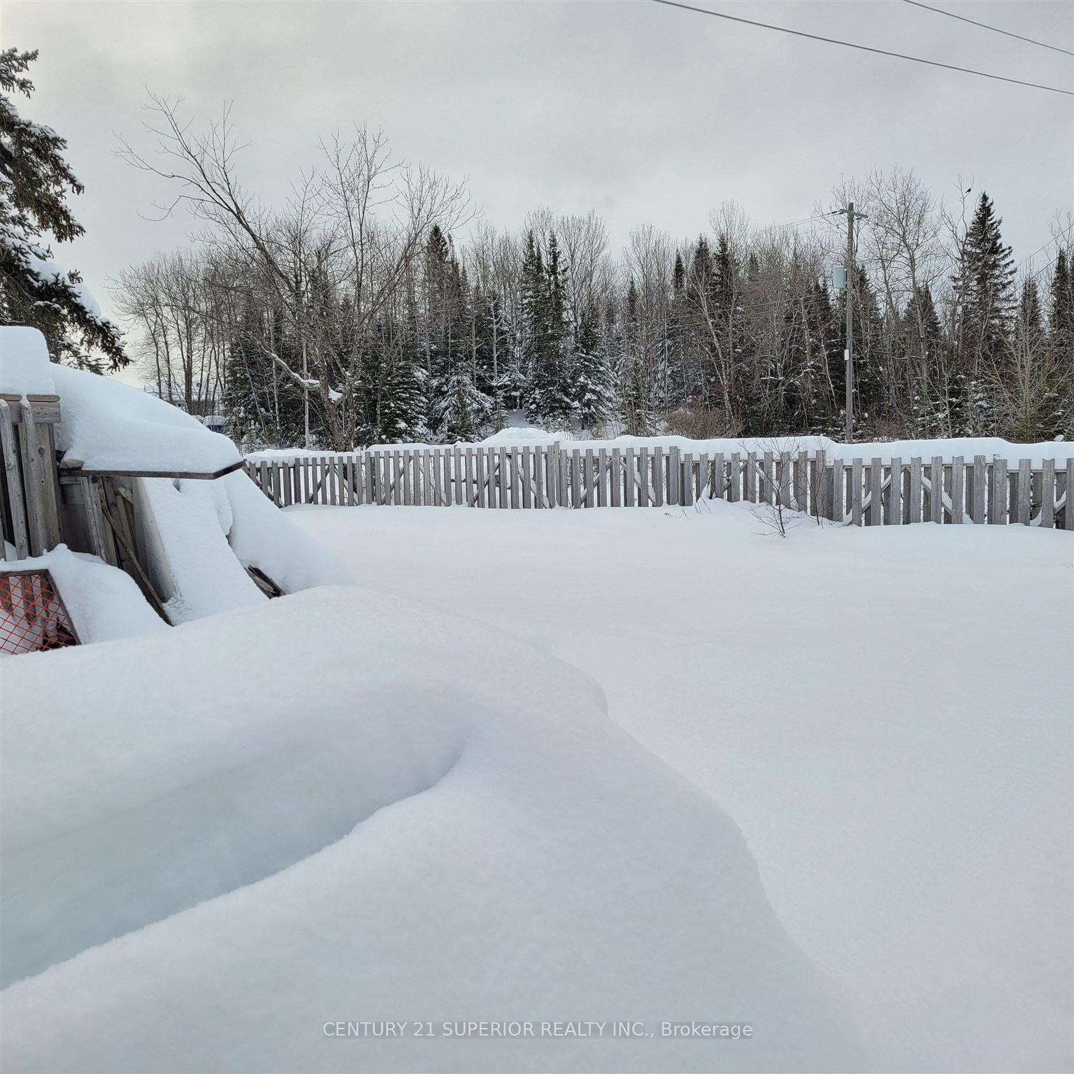 Photo 14 of 10 Shawinigan Place, Manitouwadge — HOMEH