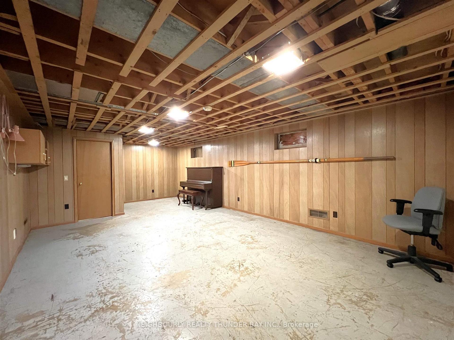 Photo 21 of 216 Caroline Street, Thunder Bay, Green Acres — HOMEH