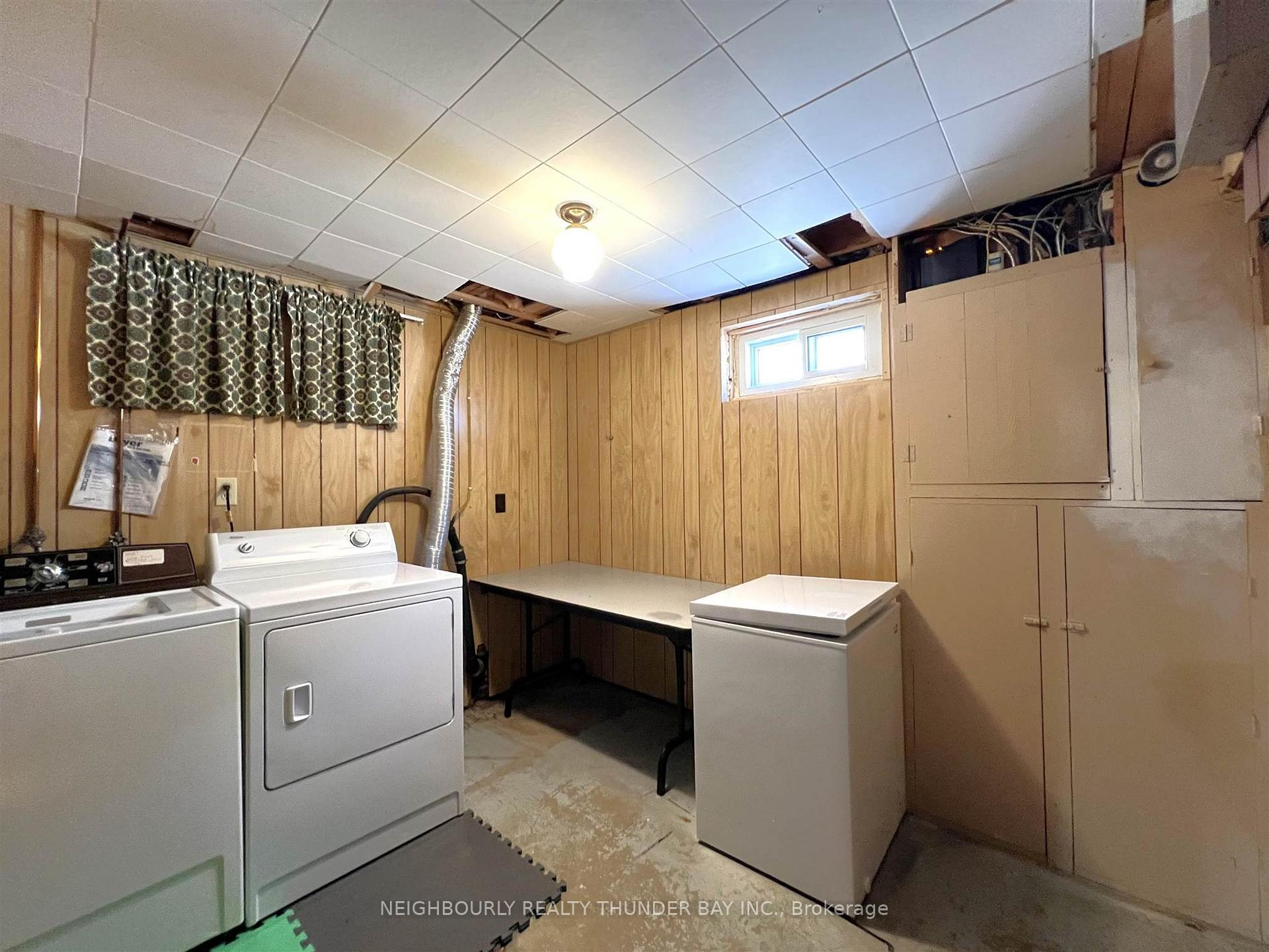 Photo 24 of 216 Caroline Street, Thunder Bay, Green Acres — HOMEH
