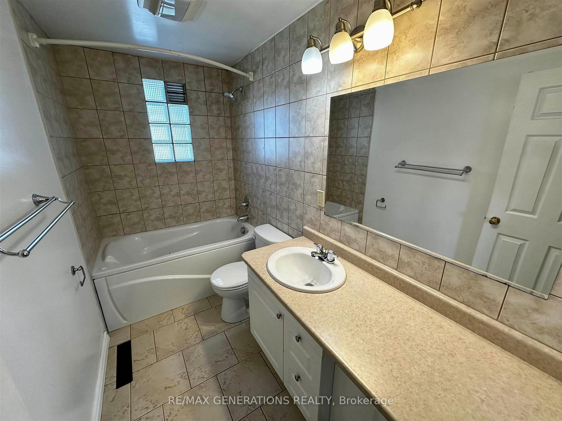Photo 7 of 1312 Euclid Avenue, Thunder Bay, Westfort — HOMEH
