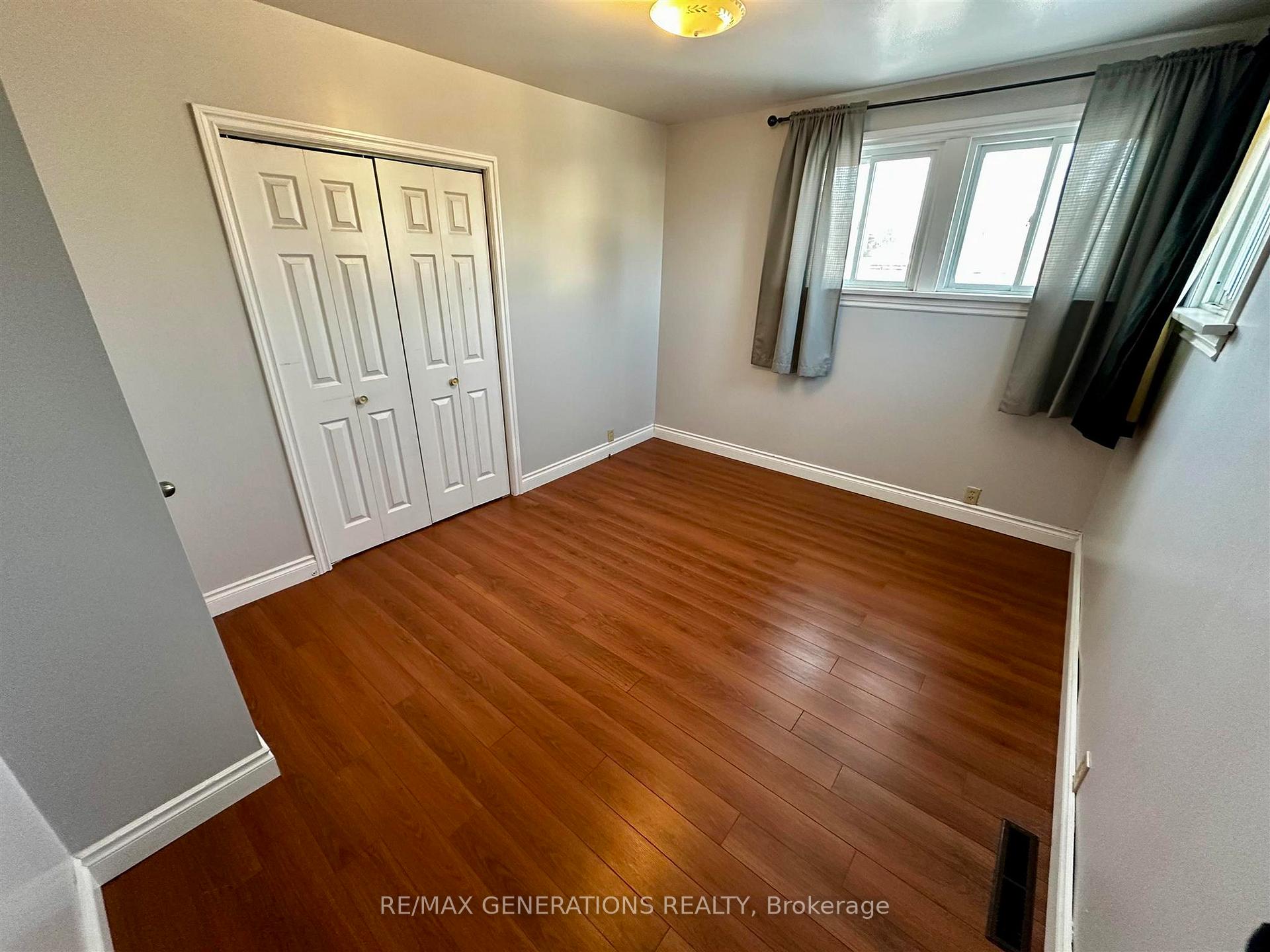 Photo 11 of 1312 Euclid Avenue, Thunder Bay, Westfort — HOMEH