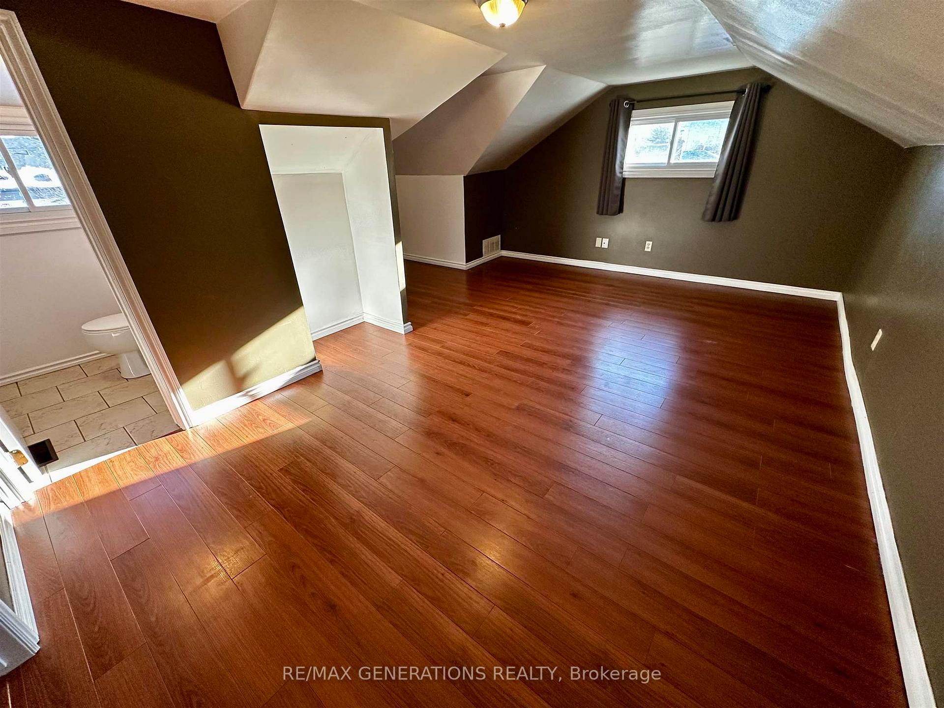 Photo 12 of 1312 Euclid Avenue, Thunder Bay, Westfort — HOMEH