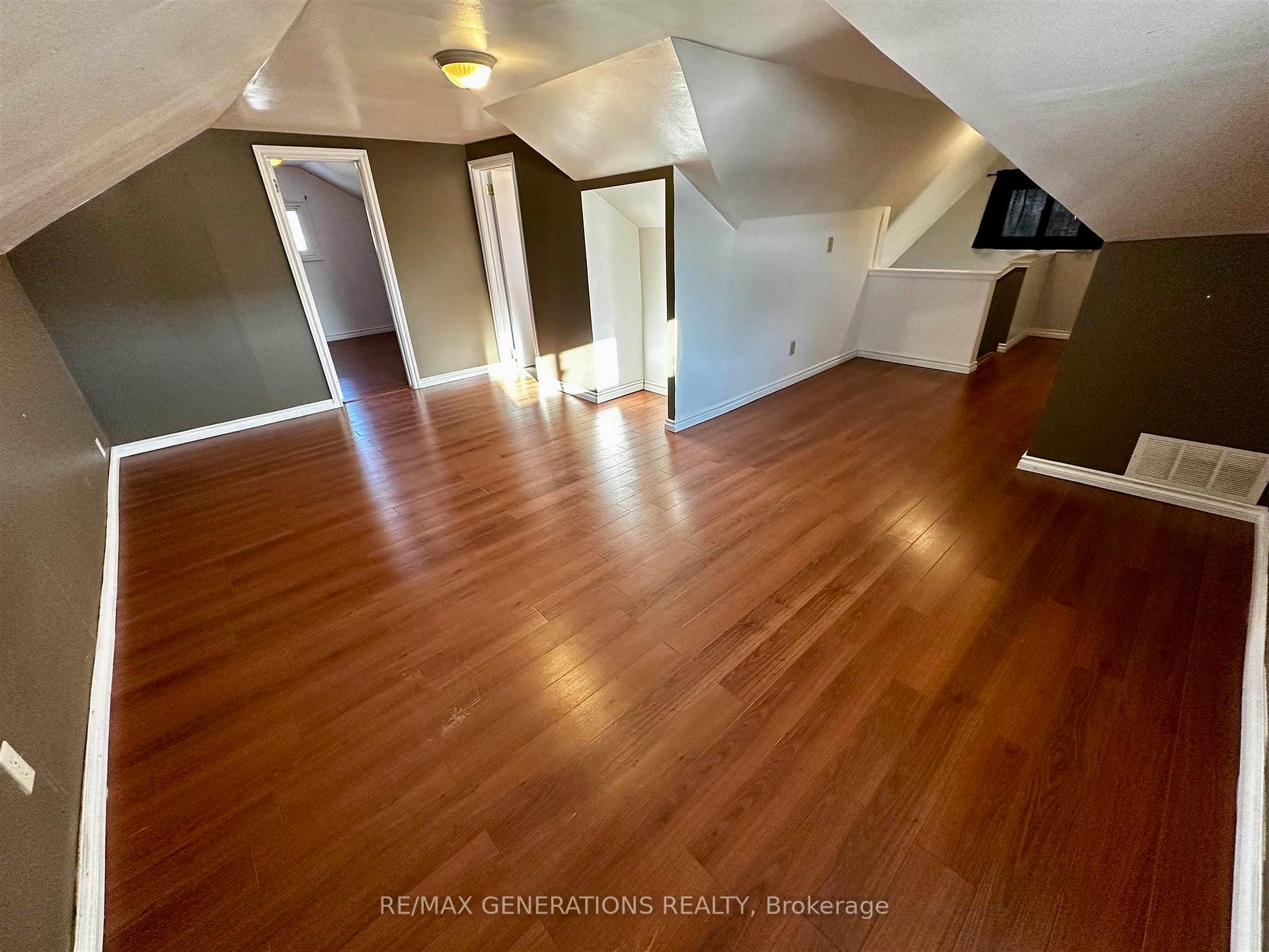 Photo 14 of 1312 Euclid Avenue, Thunder Bay, Westfort — HOMEH