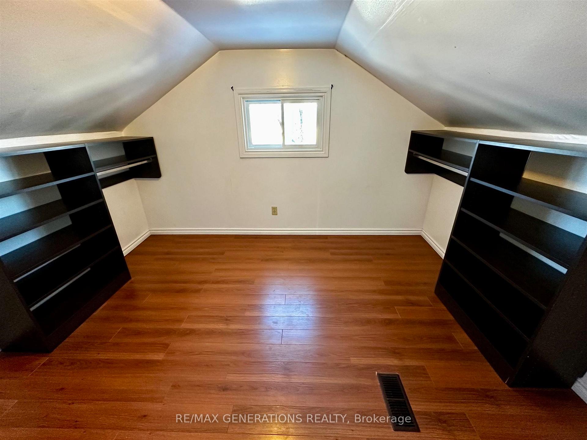 Photo 15 of 1312 Euclid Avenue, Thunder Bay, Westfort — HOMEH