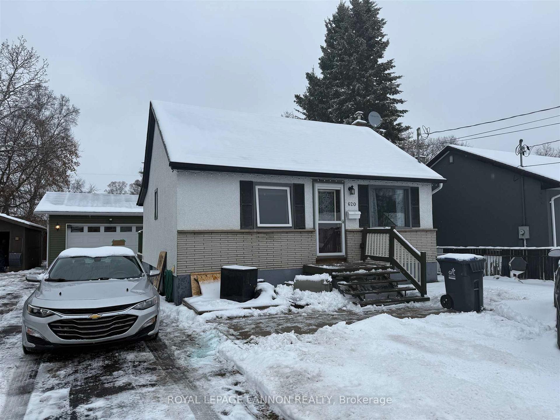 Photo 1 of 620 Faircrest Street, Thunder Bay, West End — HOMEH