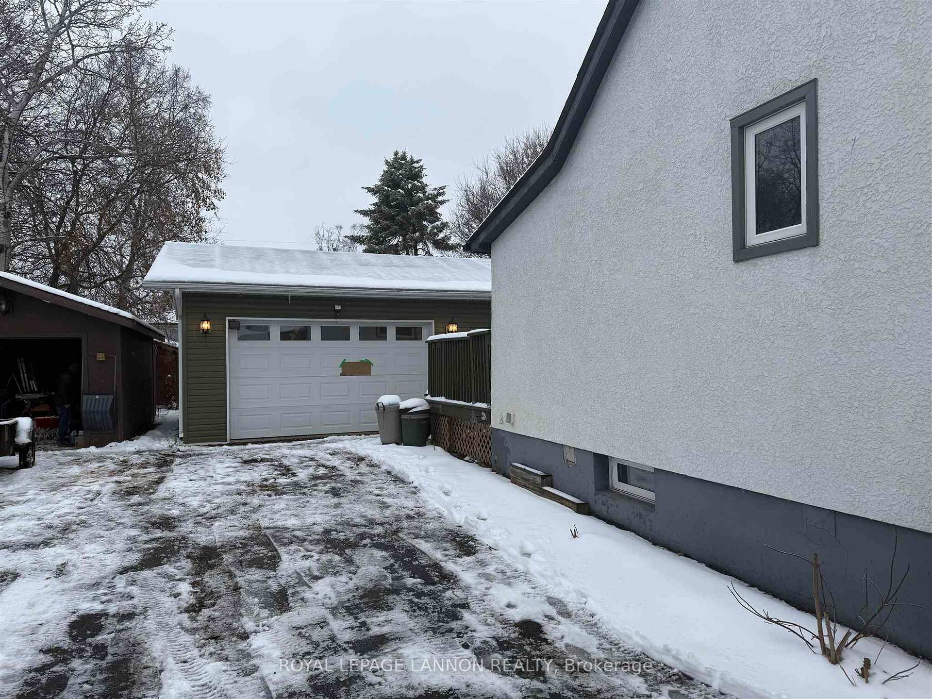 Photo 2 of 620 Faircrest Street, Thunder Bay, West End — HOMEH