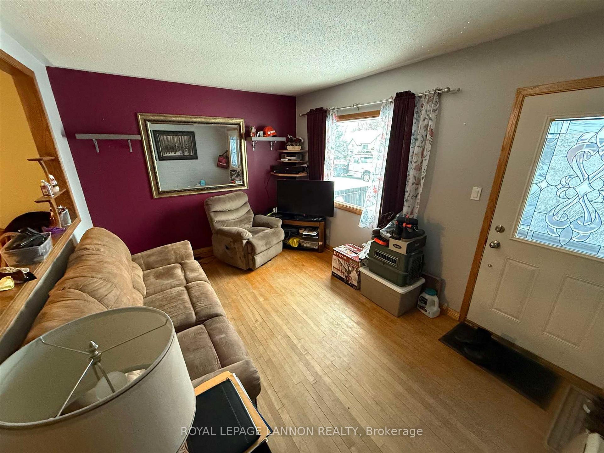 Photo 9 of 620 Faircrest Street, Thunder Bay, West End — HOMEH