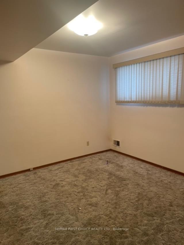 Photo 11 of 623 Cherrydale Place, Thunder Bay, Edgewater Park — HOMEH
