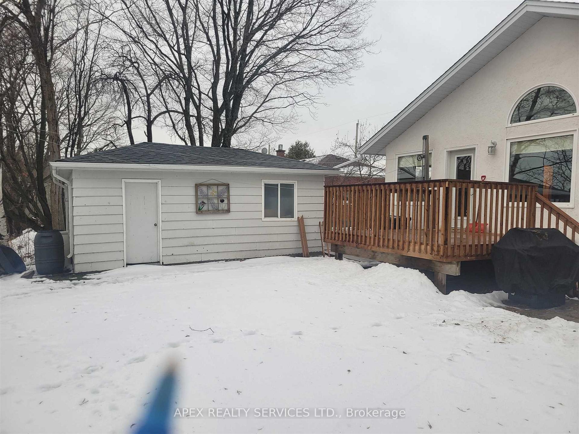 Photo 5 of 65 Strathcona Avenue, Thunder Bay, Current River — HOMEH