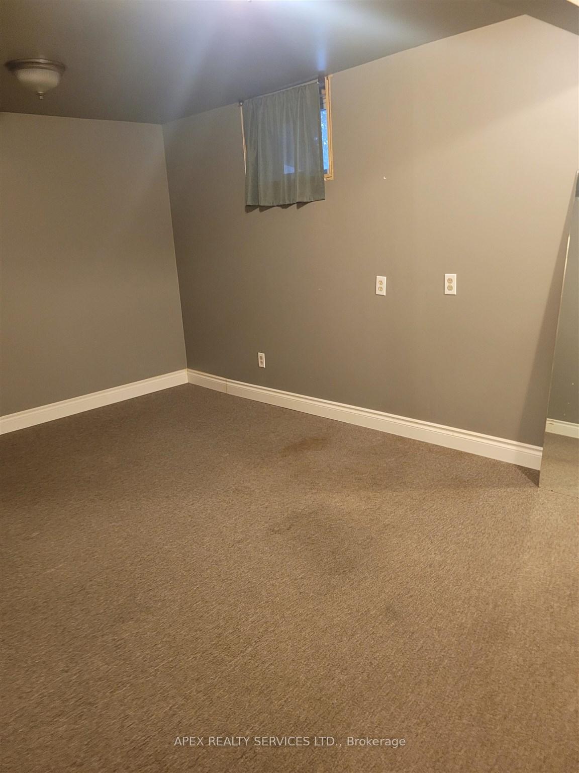 Photo 32 of 65 Strathcona Avenue, Thunder Bay, Current River — HOMEH