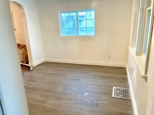 Photo 8 of 225 Villa Street, Thunder Bay, Court / Cumberland — HOMEH