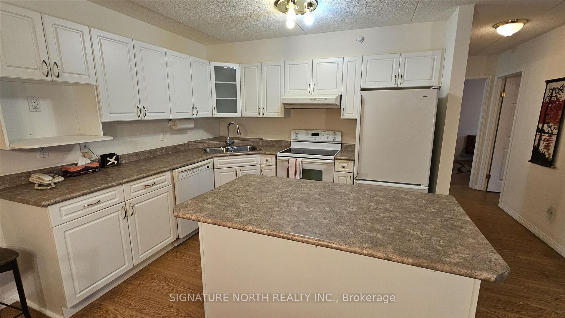 Photo 16 of Unit 305, 620 Red River Road, Thunder Bay, College Heights — HOMEH