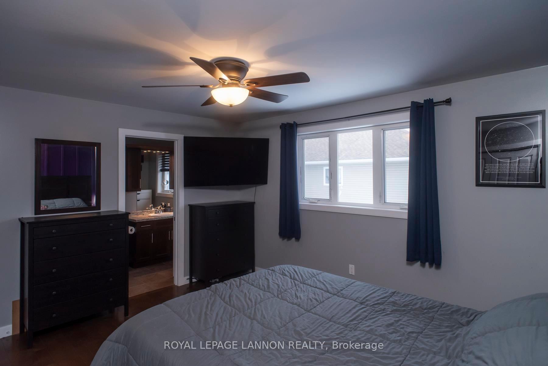 Photo 13 of 109 Bobcat Ave, Thunder Bay, Parkdale — HOMEH