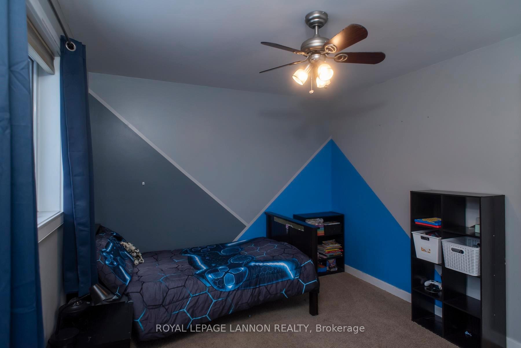 Photo 16 of 109 Bobcat Ave, Thunder Bay, Parkdale — HOMEH