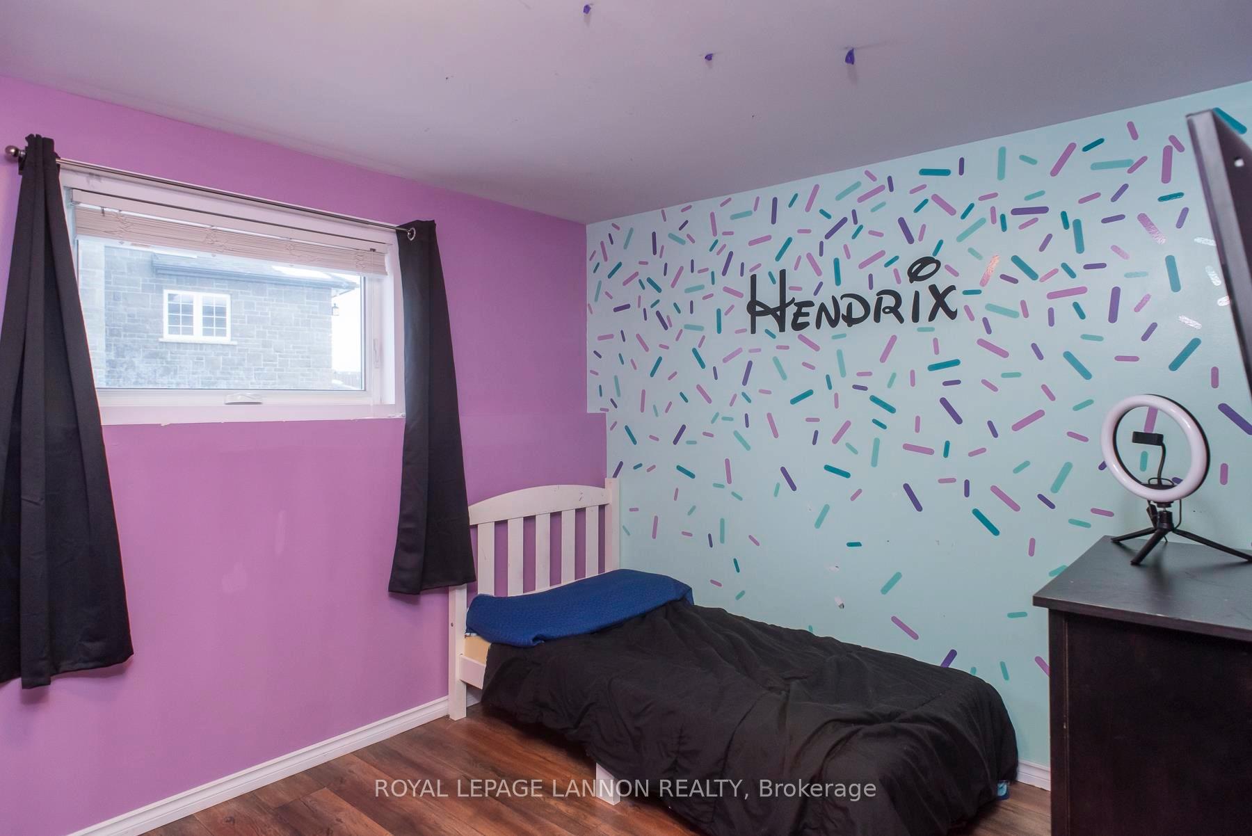Photo 18 of 109 Bobcat Ave, Thunder Bay, Parkdale — HOMEH