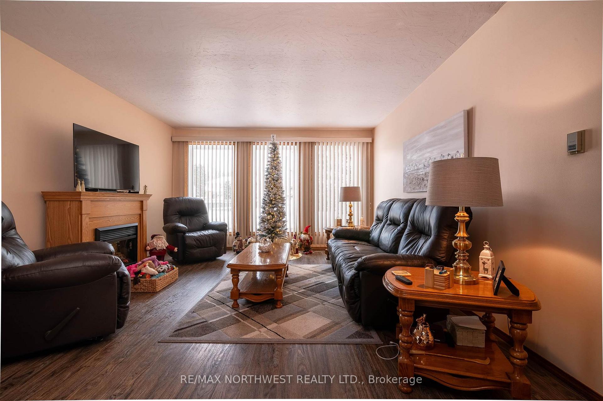 Photo 10 of 15 Peter Avenue, Kenora, Donkirk Heights — HOMEH