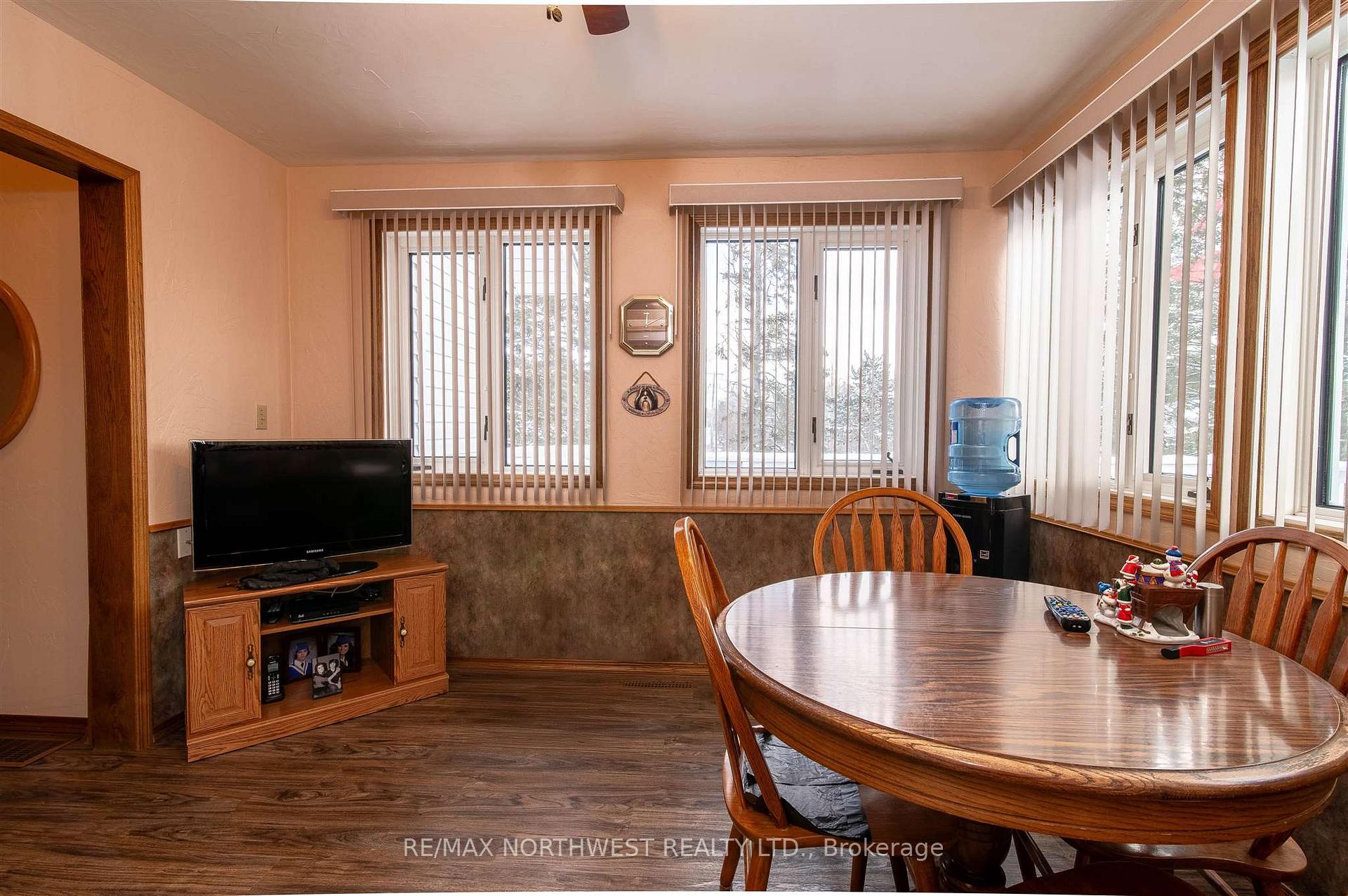 Photo 19 of 15 Peter Avenue, Kenora, Donkirk Heights — HOMEH