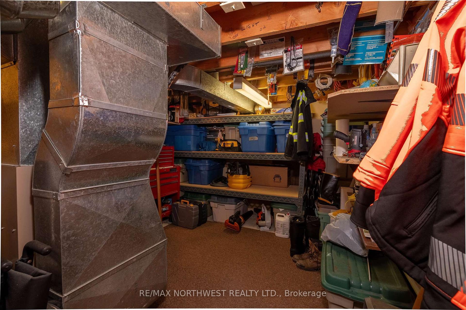 Photo 25 of 15 Peter Avenue, Kenora, Donkirk Heights — HOMEH