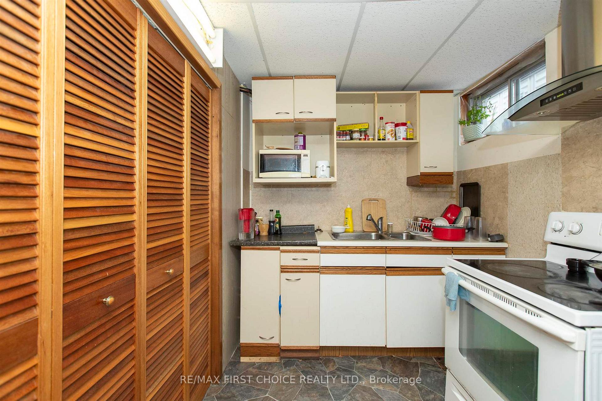 Photo 29 of 302 Glasgow Place, Thunder Bay, County Park — HOMEH